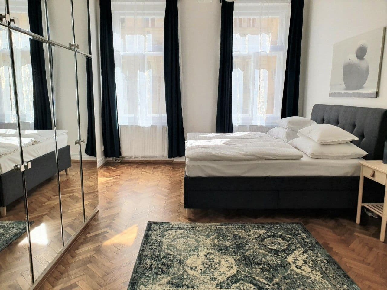 Prenájom bytu 110 m², Mánesova, Praha, Praha Prenájom bytu 110 m², Mánesova, Praha, Praha