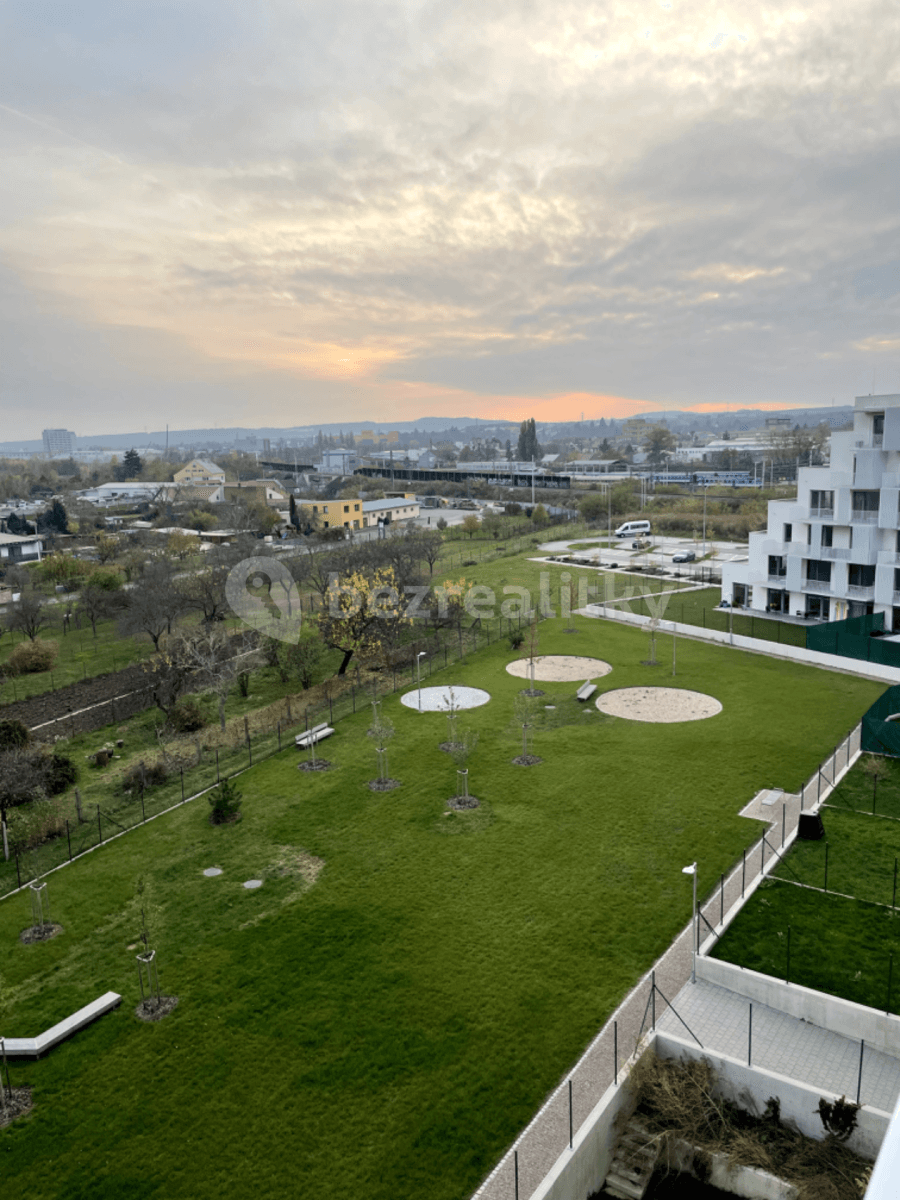 Prenájom bytu 1-izbový 47 m², Řepova, Brno, Jihomoravský kraj Prenájom bytu 1-izbový 47 m², Řepova, Brno, Jihomoravský kraj