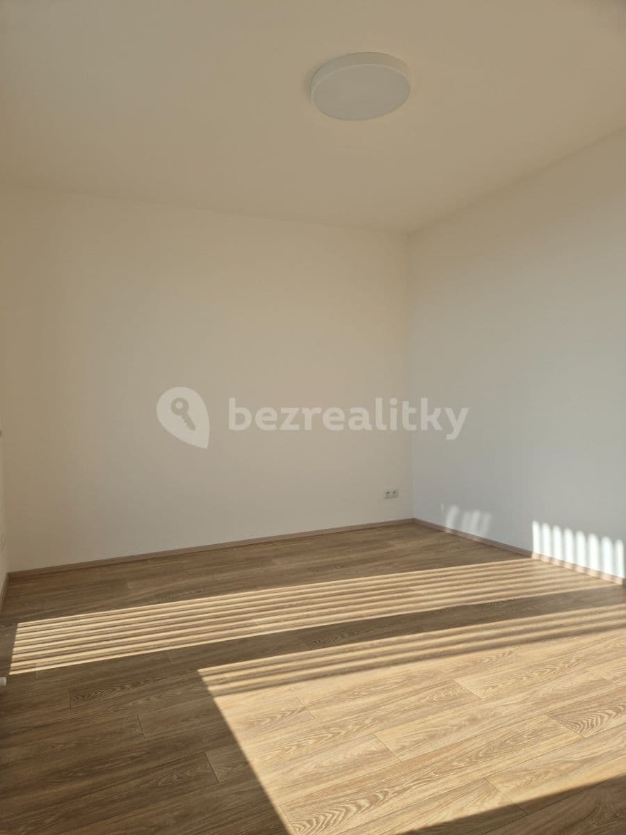 Prenájom bytu 2-izbový 41 m², Řepova, Brno, Jihomoravský kraj Prenájom bytu 2-izbový 41 m², Řepova, Brno, Jihomoravský kraj