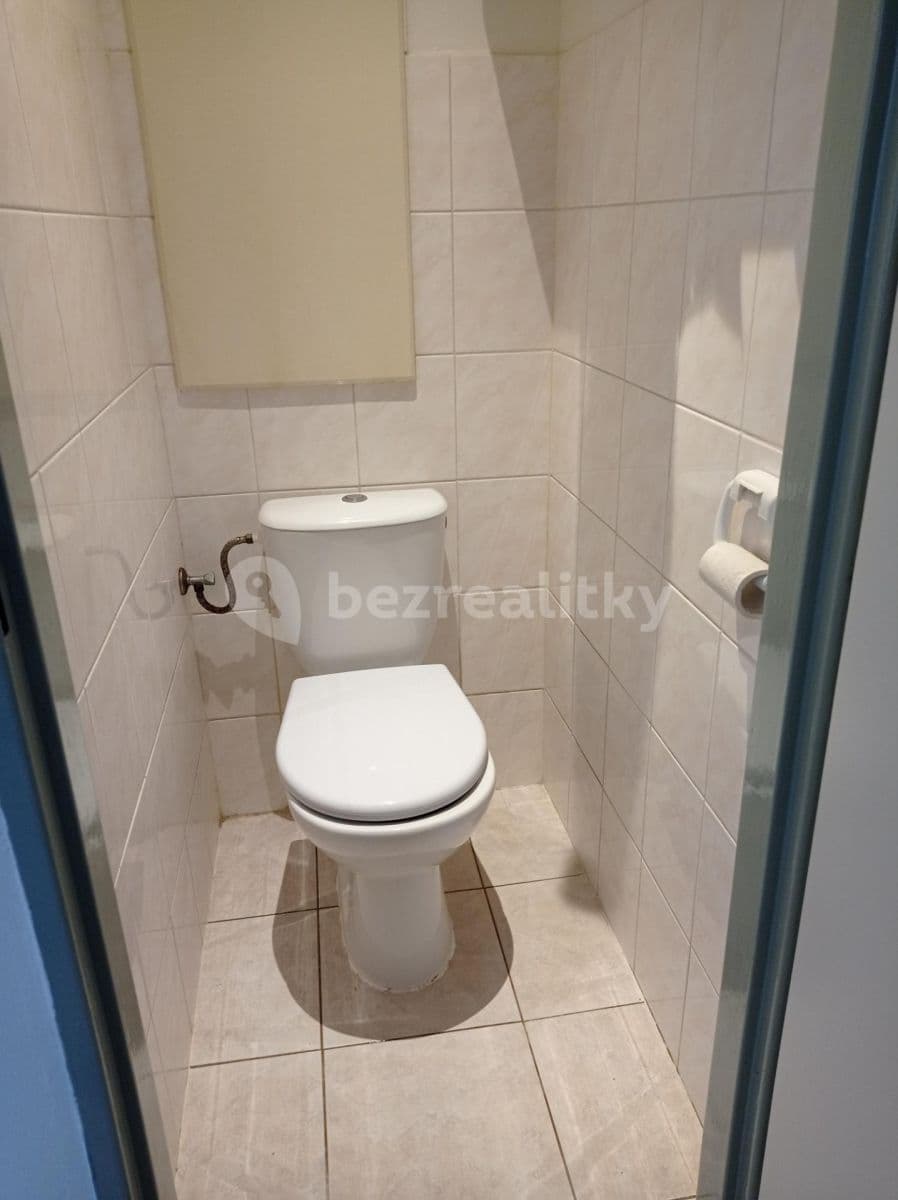 Prenájom bytu 3-izbový 66 m², Smetanovo nábřeží, Hradec Králové, Královéhradecký kraj Prenájom bytu 3-izbový 66 m², Smetanovo nábřeží, Hradec Králové, Královéhradecký kraj