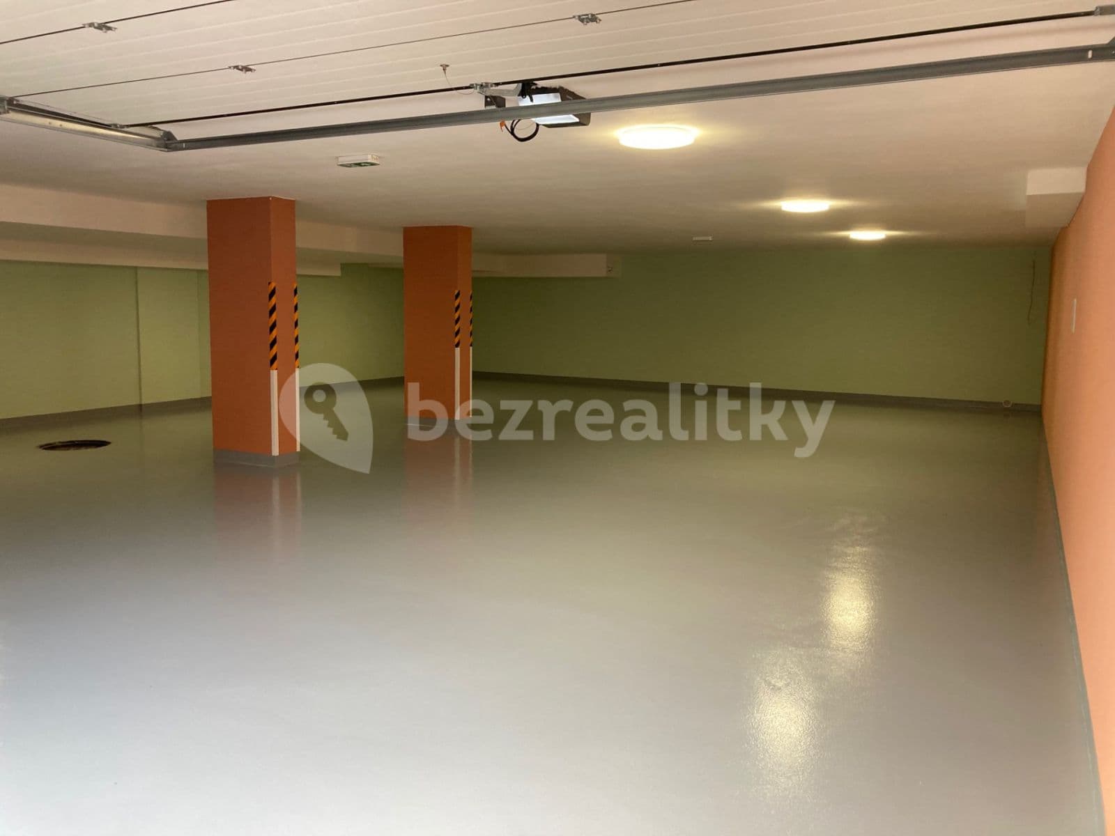 Prenájom bytu 2-izbový 49 m², Čimická, Praha, Praha Prenájom bytu 2-izbový 49 m², Čimická, Praha, Praha
