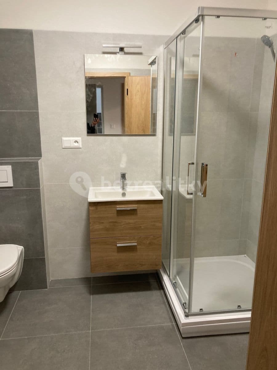 Prenájom bytu 2-izbový 49 m², Čimická, Praha, Praha Prenájom bytu 2-izbový 49 m², Čimická, Praha, Praha