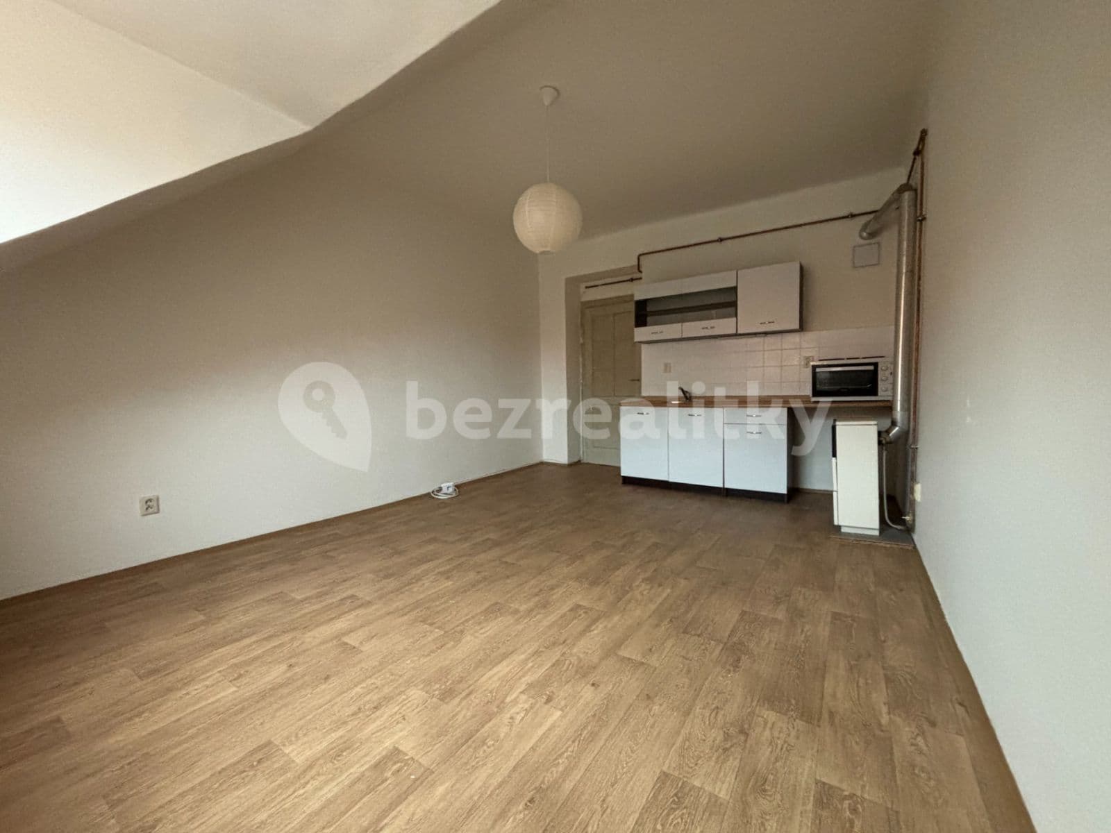 Prenájom bytu 1-izbový 25 m², Za Poštou, Praha, Praha Prenájom bytu 1-izbový 25 m², Za Poštou, Praha, Praha