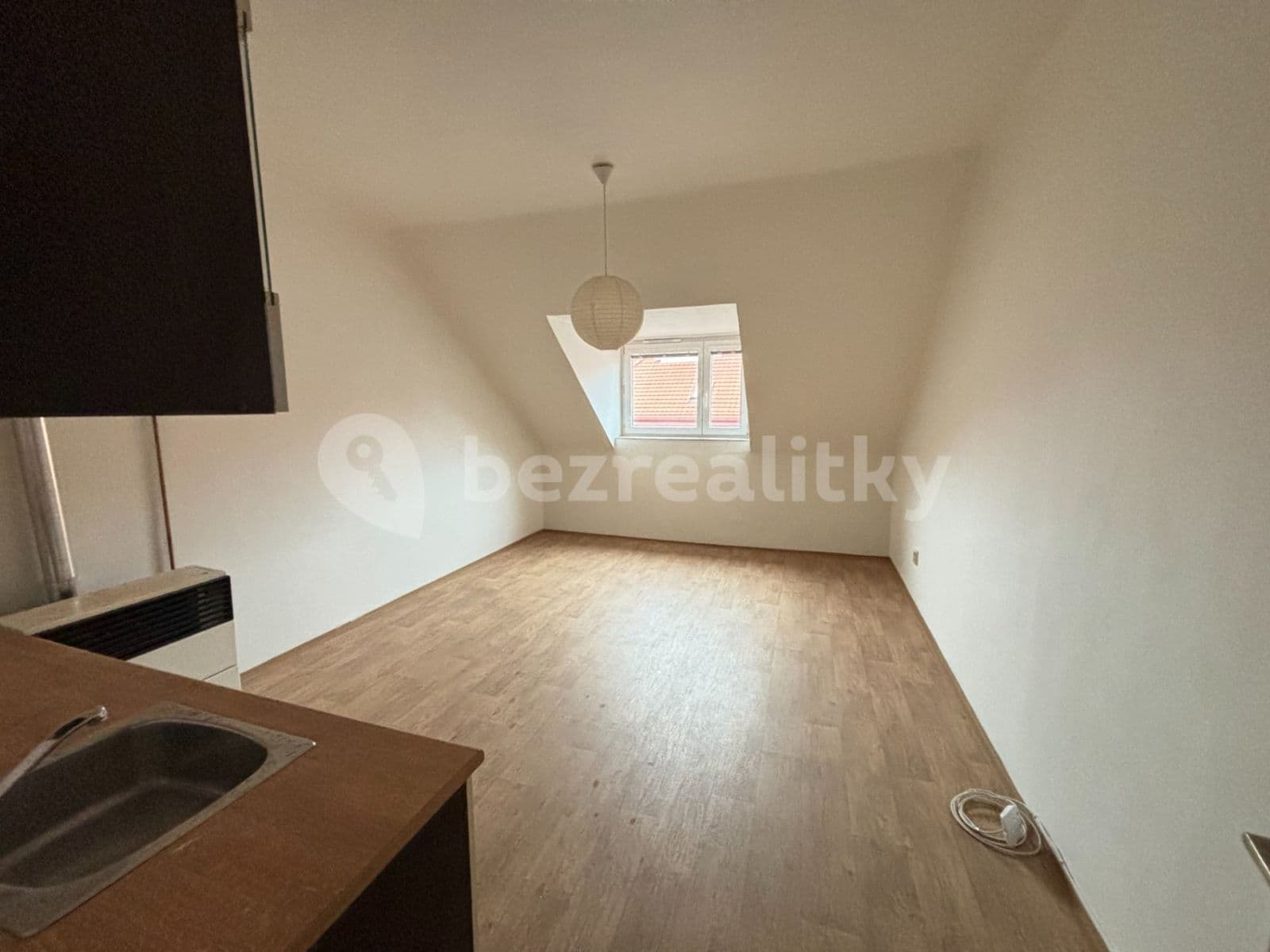 Prenájom bytu 1-izbový 25 m², Za Poštou, Praha, Praha Prenájom bytu 1-izbový 25 m², Za Poštou, Praha, Praha