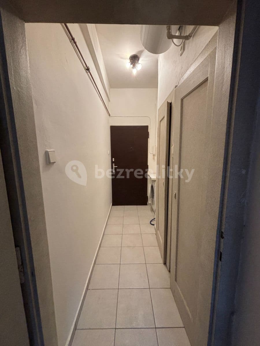 Prenájom bytu 1-izbový 25 m², Za Poštou, Praha, Praha Prenájom bytu 1-izbový 25 m², Za Poštou, Praha, Praha