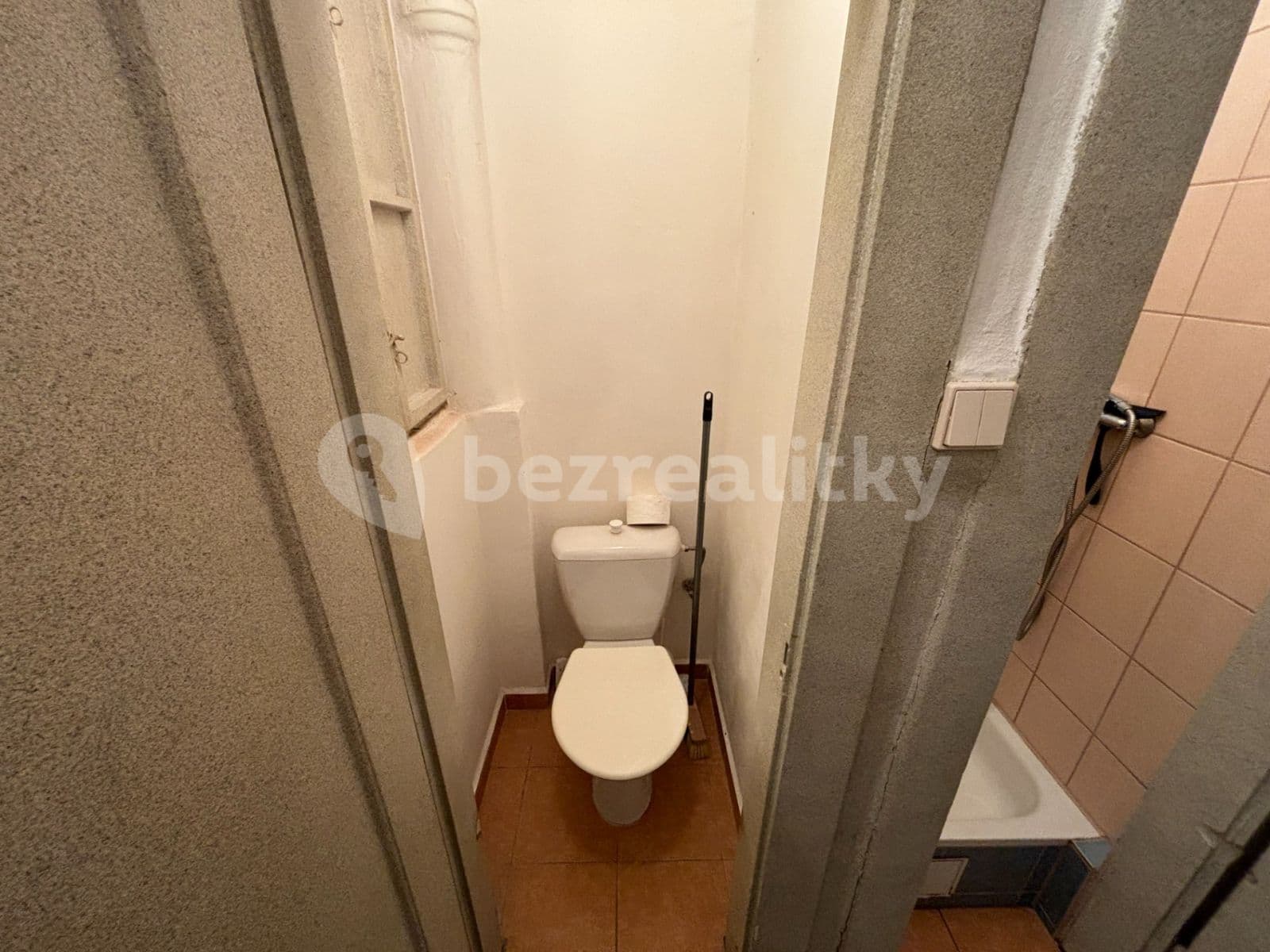 Prenájom bytu 1-izbový 25 m², Za Poštou, Praha, Praha Prenájom bytu 1-izbový 25 m², Za Poštou, Praha, Praha