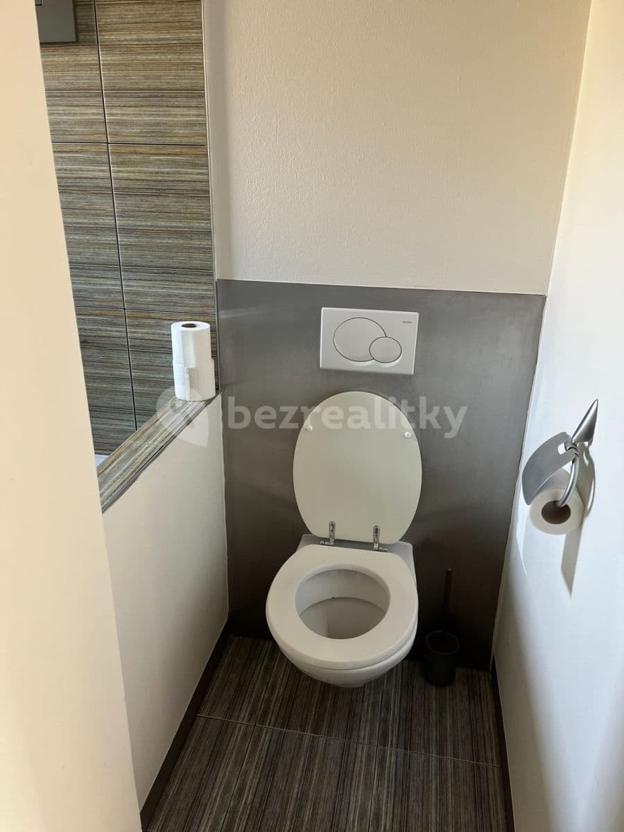 Prenájom domu 100 m², pozemok 170 m², Pod Vrbou, Sezimovo Ústí, Jihočeský kraj Prenájom domu 100 m², pozemok 170 m², Pod Vrbou, Sezimovo Ústí, Jihočeský kraj