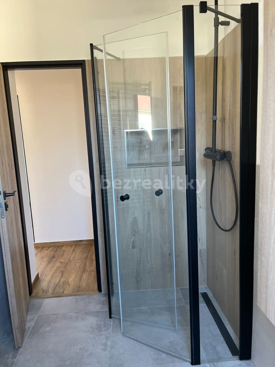 Prenájom domu 100 m², pozemok 170 m², Pod Vrbou, Sezimovo Ústí, Jihočeský kraj Prenájom domu 100 m², pozemok 170 m², Pod Vrbou, Sezimovo Ústí, Jihočeský kraj