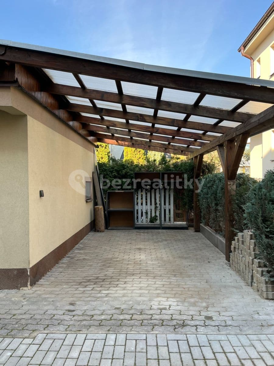 Prenájom domu 100 m², pozemok 170 m², Pod Vrbou, Sezimovo Ústí, Jihočeský kraj Prenájom domu 100 m², pozemok 170 m², Pod Vrbou, Sezimovo Ústí, Jihočeský kraj