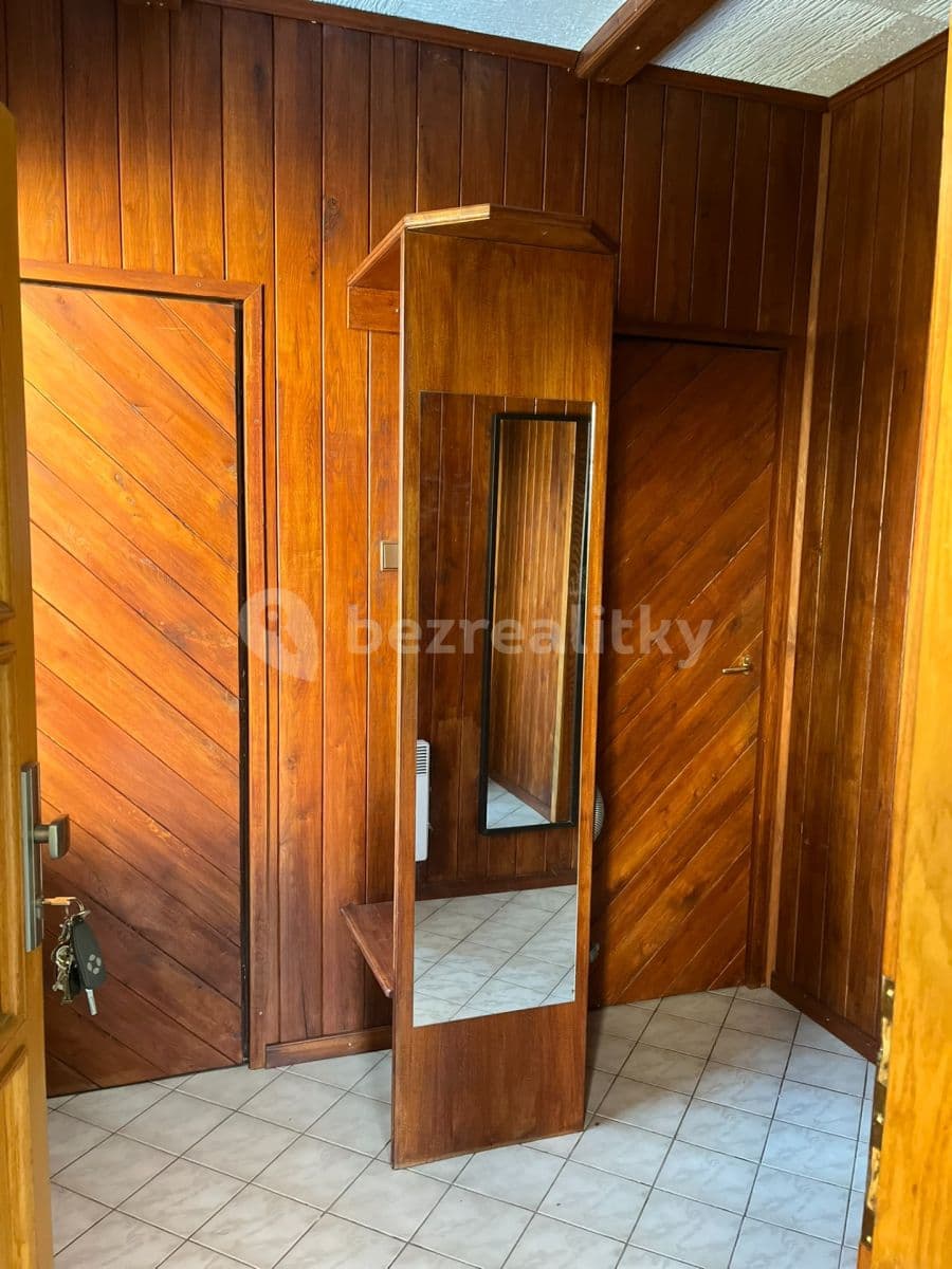 Prenájom domu 100 m², pozemok 170 m², Pod Vrbou, Sezimovo Ústí, Jihočeský kraj Prenájom domu 100 m², pozemok 170 m², Pod Vrbou, Sezimovo Ústí, Jihočeský kraj