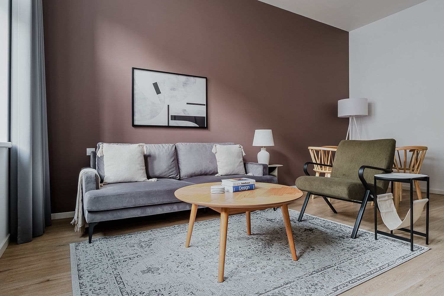 Prenájom bytu 84 m², Chodská, Praha, Praha Prenájom bytu 84 m², Chodská, Praha, Praha