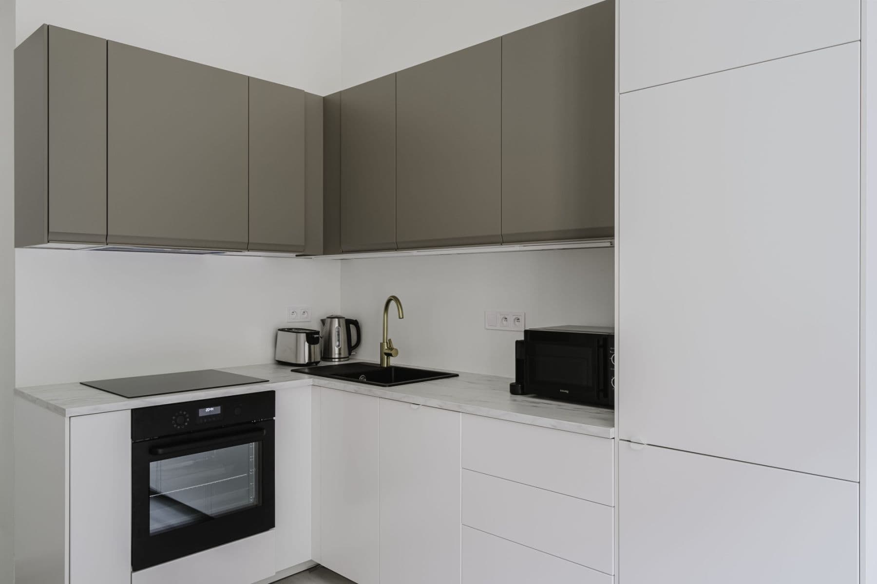 Prenájom bytu 47 m², Rostovská, Praha, Praha Prenájom bytu 47 m², Rostovská, Praha, Praha