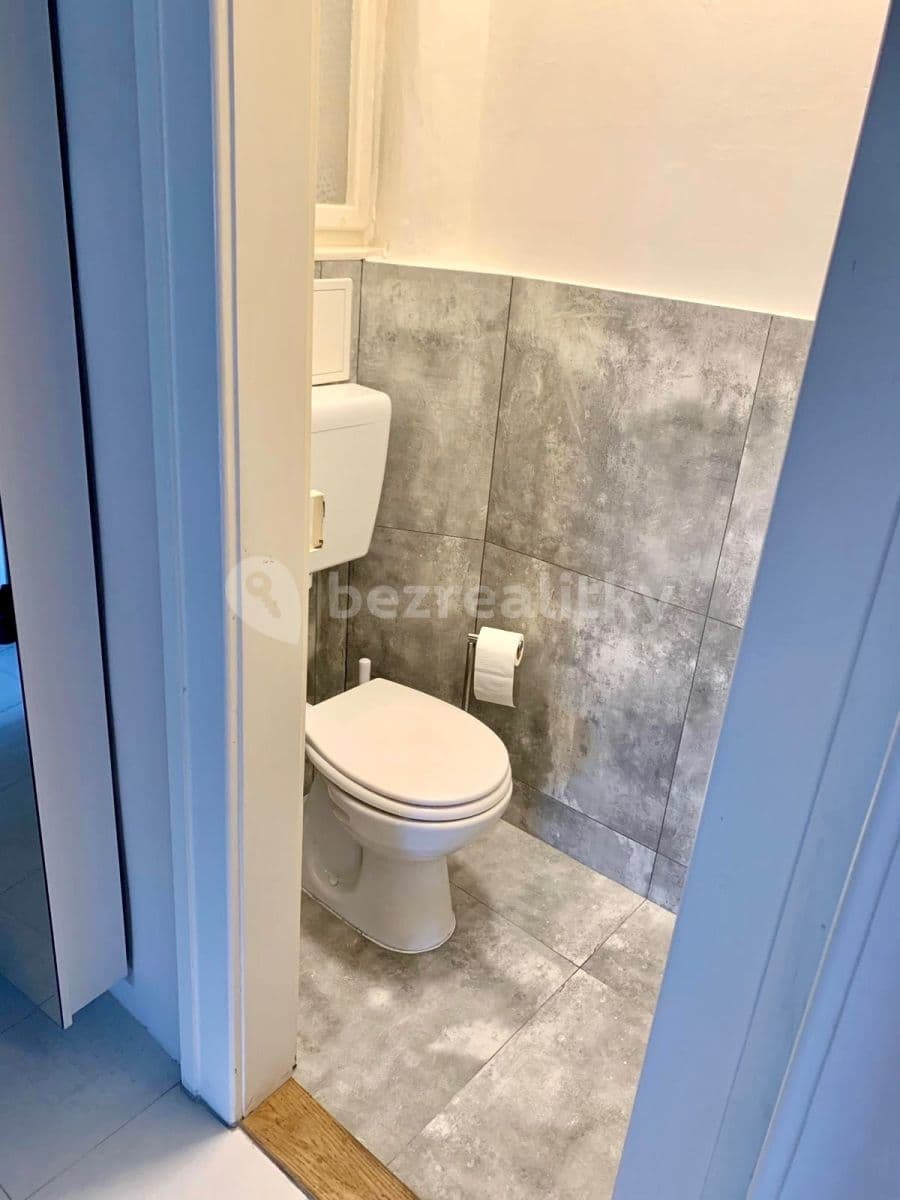 Prenájom bytu 2-izbový 81 m², Zelená, Praha, Praha Prenájom bytu 2-izbový 81 m², Zelená, Praha, Praha