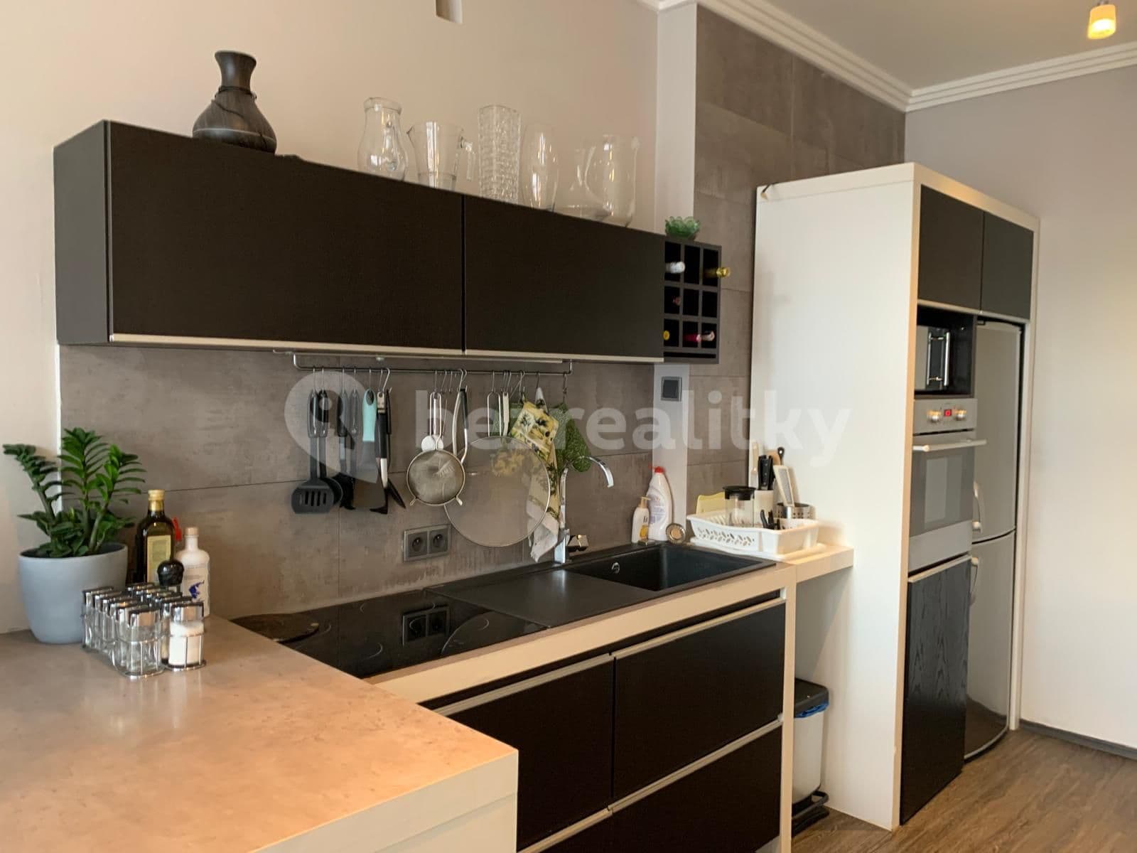 Prenájom bytu 2-izbový 81 m², Zelená, Praha, Praha Prenájom bytu 2-izbový 81 m², Zelená, Praha, Praha