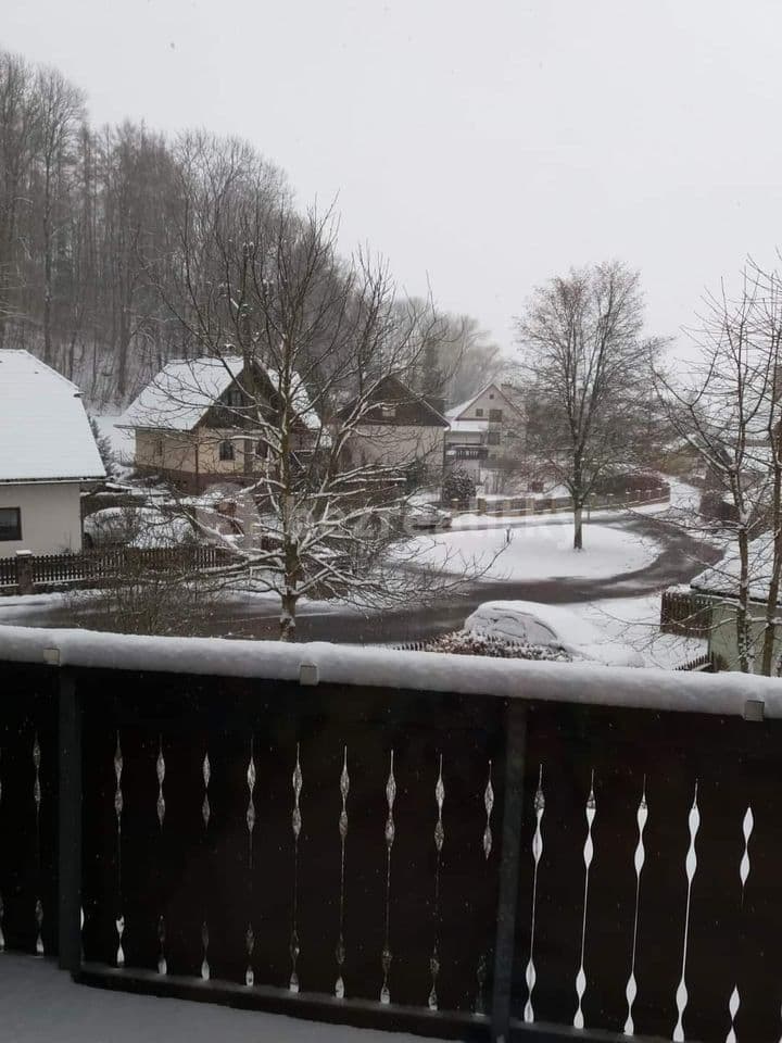 Prenájom bytu 3-izbový 65 m², Lánov, Královéhradecký kraj Prenájom bytu 3-izbový 65 m², Lánov, Královéhradecký kraj