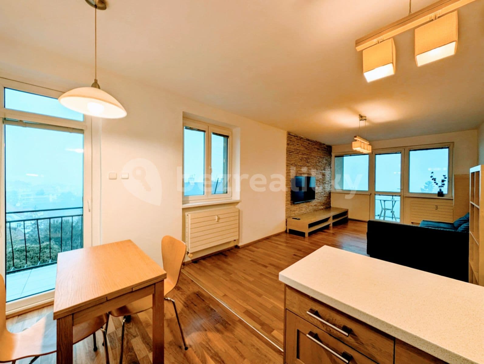 Prenájom bytu 2-izbový 65 m², U Malvazinky, Praha, Praha Prenájom bytu 2-izbový 65 m², U Malvazinky, Praha, Praha