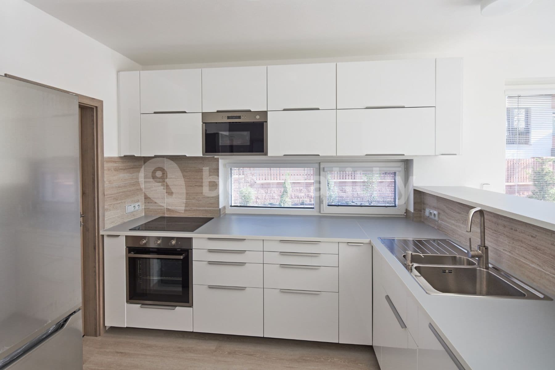 Prenájom domu 120 m², pozemok 302 m², Červánková, Černošice, Středočeský kraj Prenájom domu 120 m², pozemok 302 m², Červánková, Černošice, Středočeský kraj
