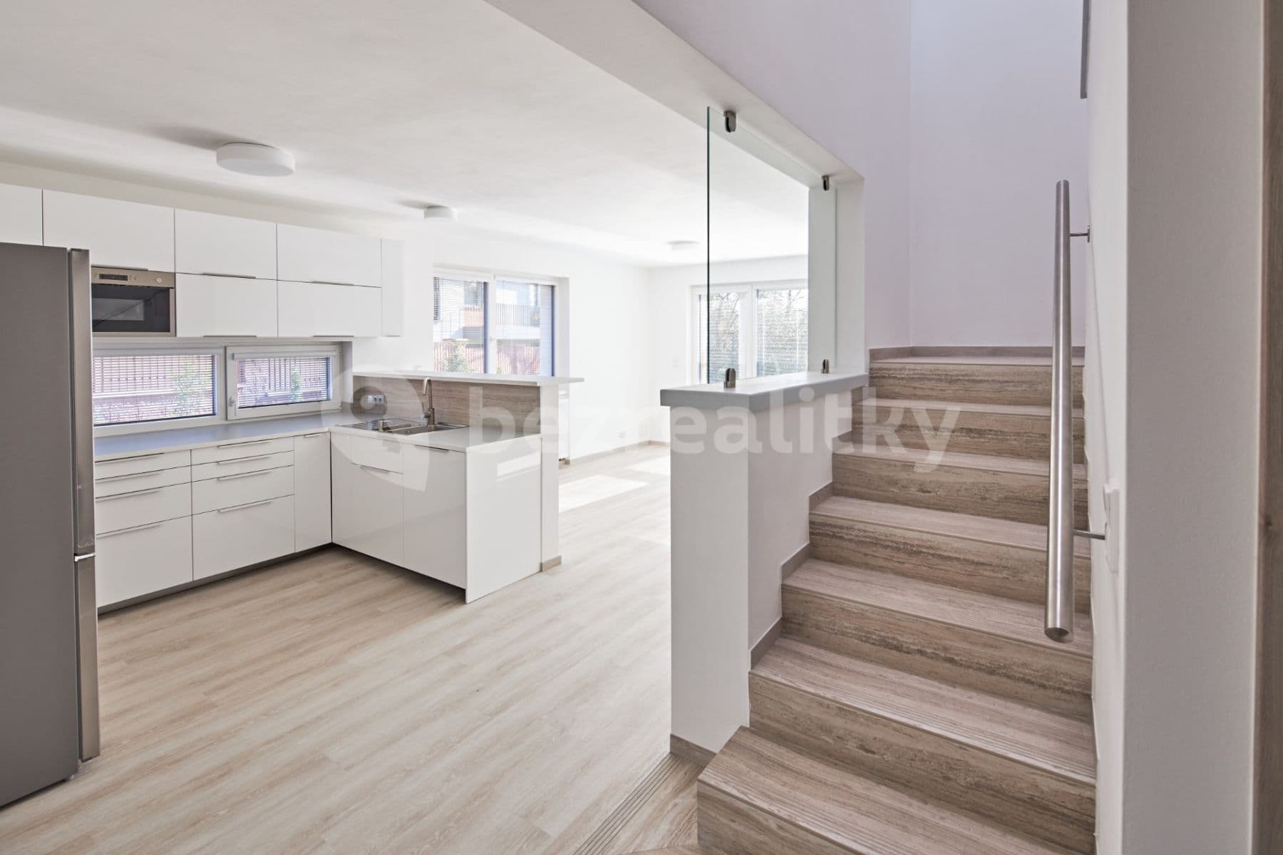 Prenájom domu 120 m², pozemok 302 m², Červánková, Černošice, Středočeský kraj Prenájom domu 120 m², pozemok 302 m², Červánková, Černošice, Středočeský kraj
