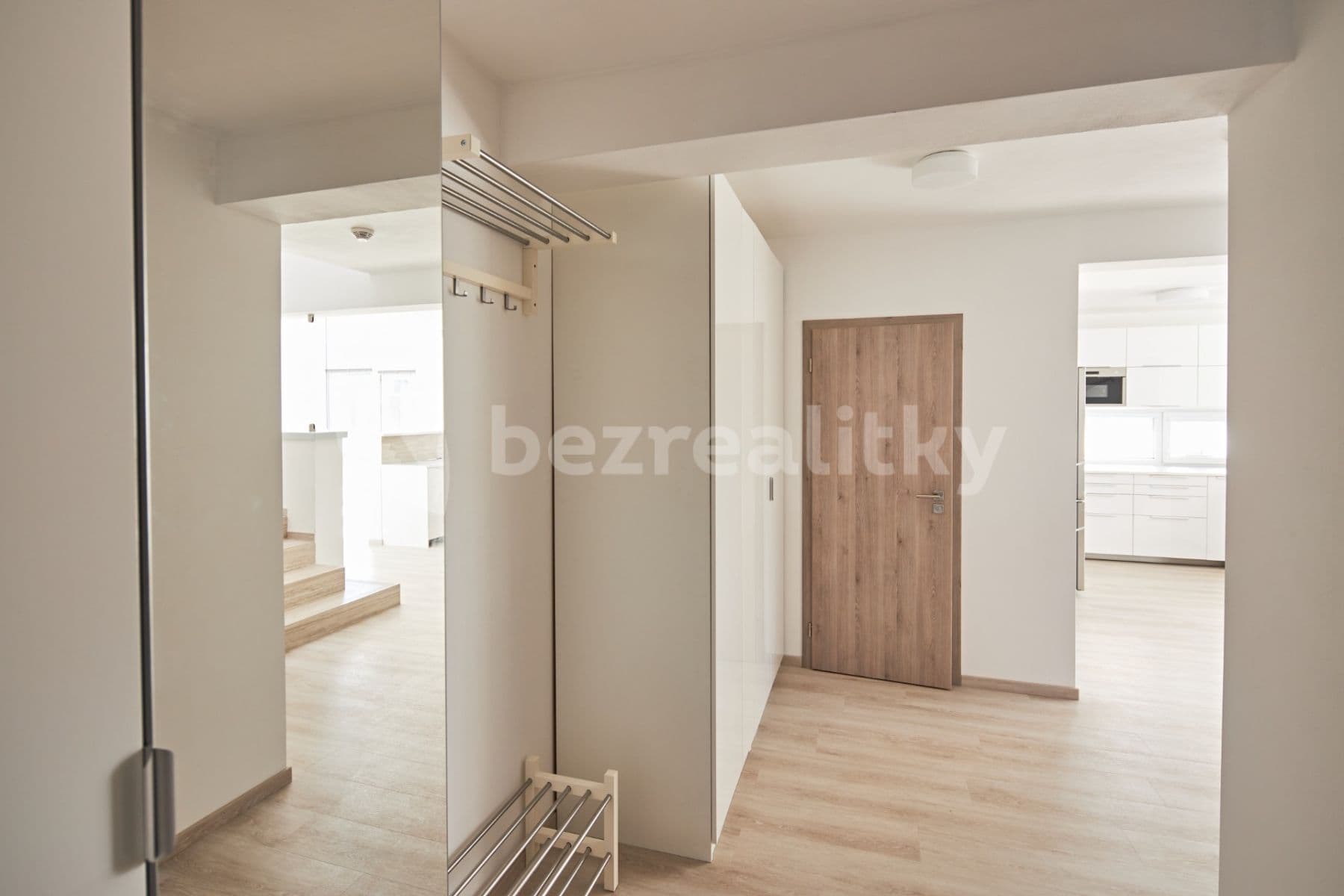 Prenájom domu 120 m², pozemok 302 m², Červánková, Černošice, Středočeský kraj Prenájom domu 120 m², pozemok 302 m², Červánková, Černošice, Středočeský kraj