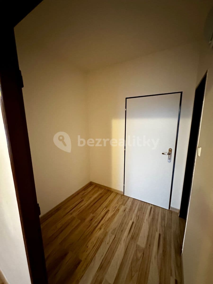 Prenájom bytu 2-izbový 49 m², Huťská, Kladno, Středočeský kraj Prenájom bytu 2-izbový 49 m², Huťská, Kladno, Středočeský kraj