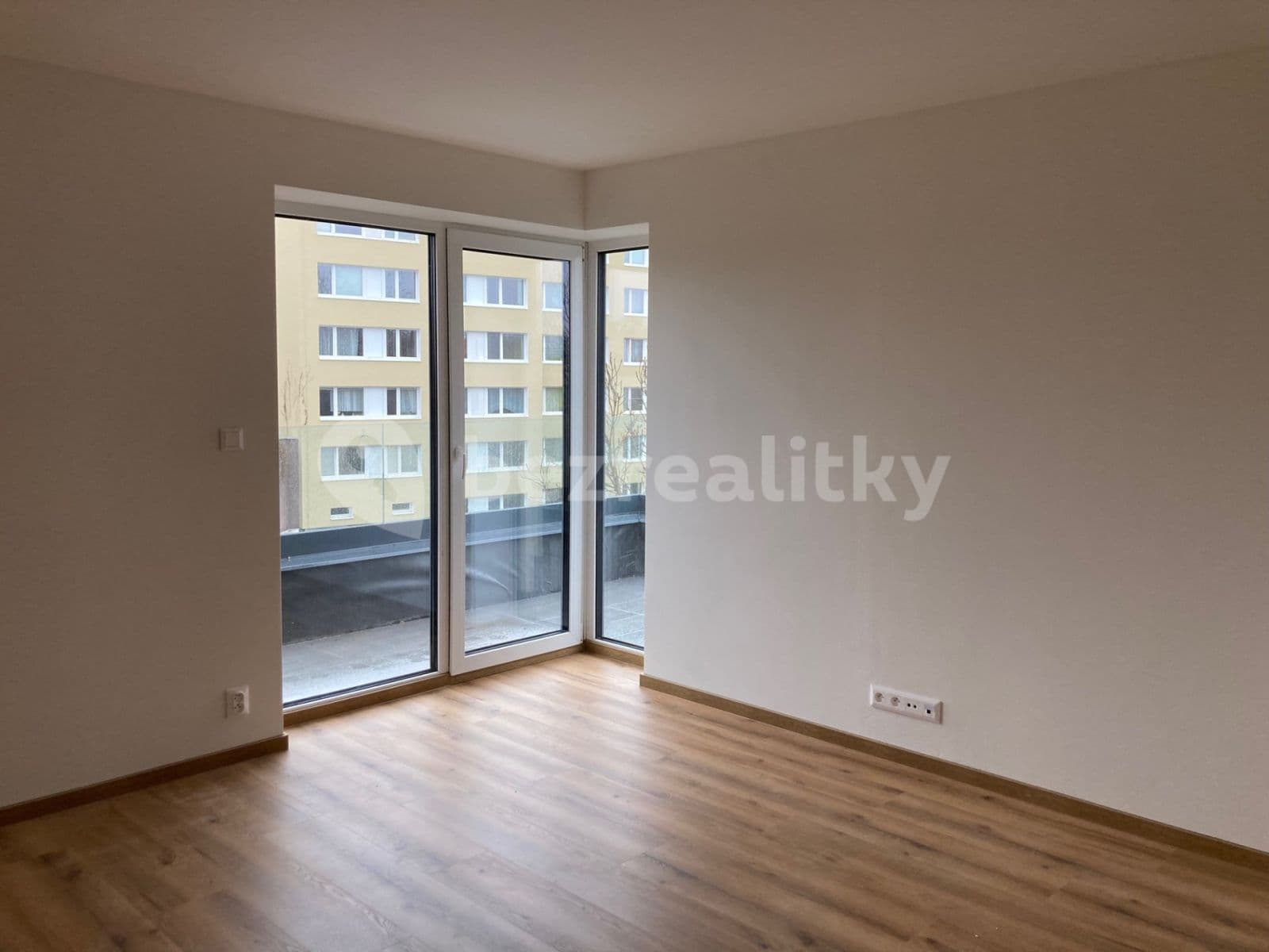 Prenájom bytu 1-izbový 42 m², Čimická, Praha, Praha Prenájom bytu 1-izbový 42 m², Čimická, Praha, Praha