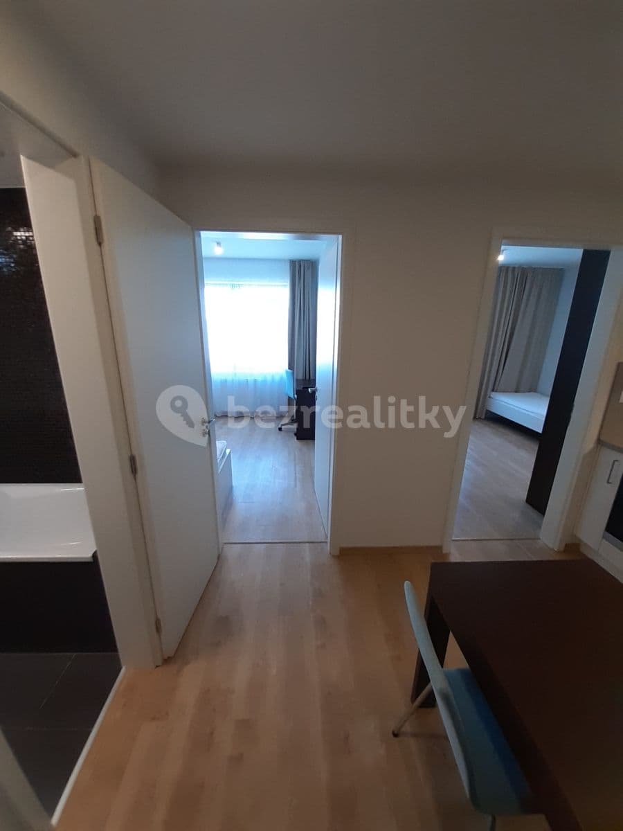 Prenájom bytu 2-izbový 42 m², Mukařovského, Praha, Praha Prenájom bytu 2-izbový 42 m², Mukařovského, Praha, Praha