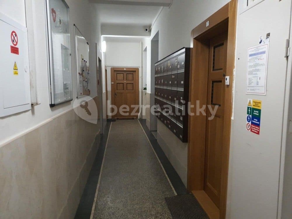 Prenájom bytu 2-izbový 54 m², Dělnická, Praha, Praha Prenájom bytu 2-izbový 54 m², Dělnická, Praha, Praha