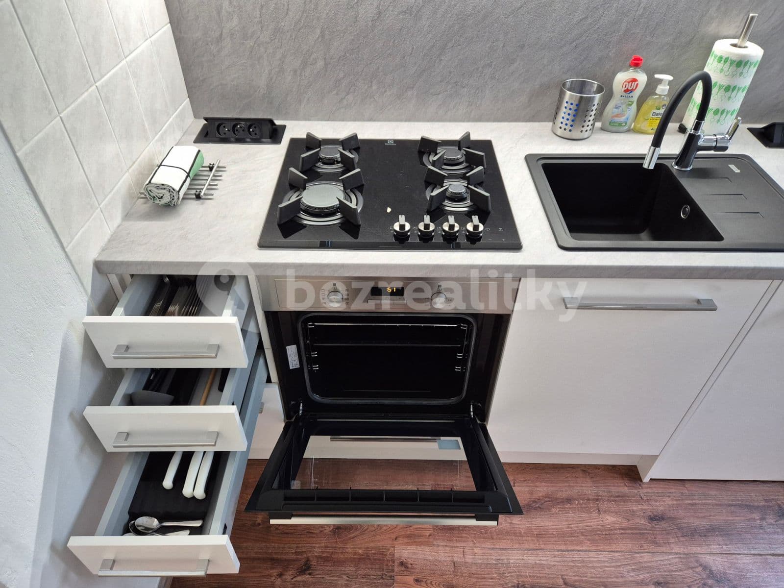 Prenájom bytu 1-izbový 37 m², Nerudova, Brno, Jihomoravský kraj Prenájom bytu 1-izbový 37 m², Nerudova, Brno, Jihomoravský kraj