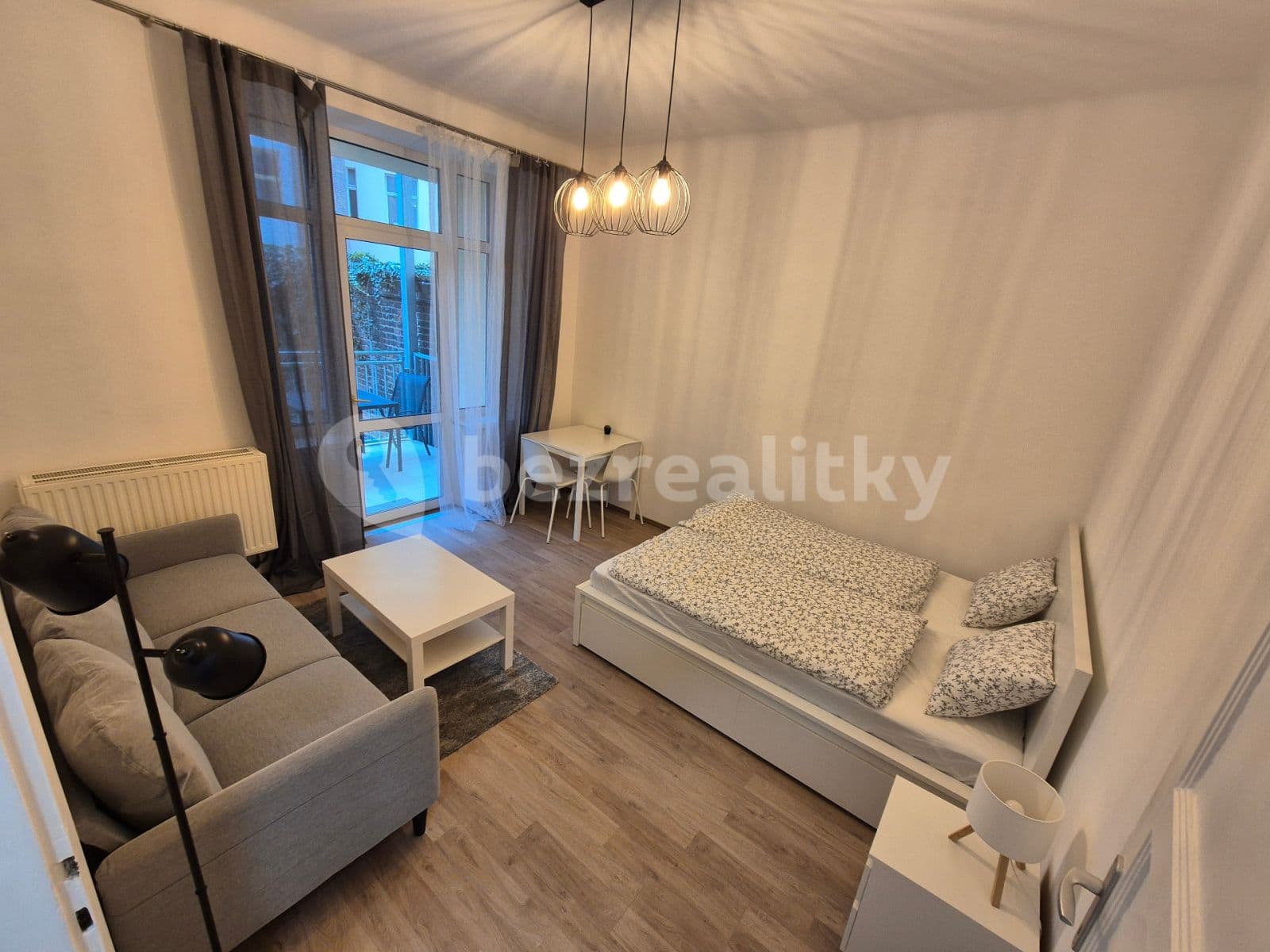 Prenájom bytu 1-izbový 37 m², Nerudova, Brno, Jihomoravský kraj Prenájom bytu 1-izbový 37 m², Nerudova, Brno, Jihomoravský kraj
