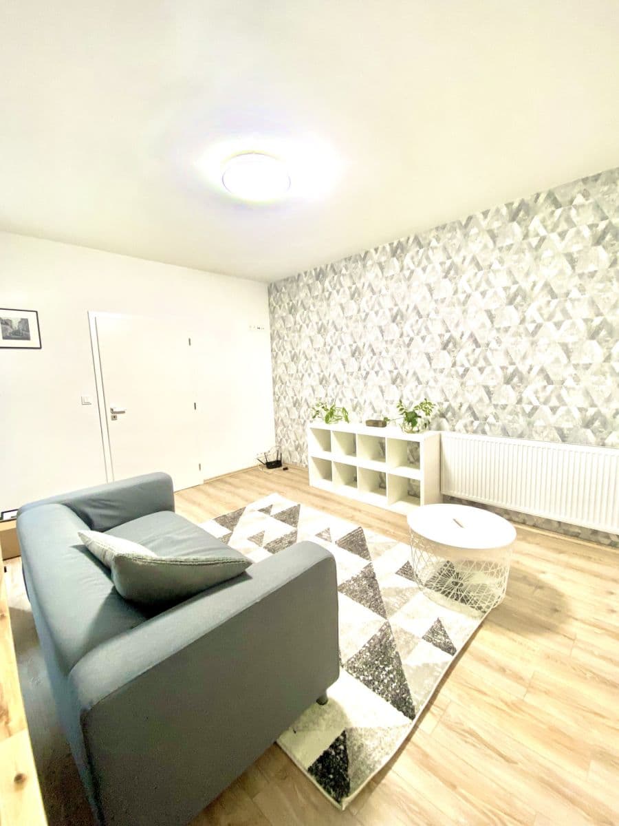 Prenájom bytu 74 m², Prosecka, Praha, Praha Prenájom bytu 74 m², Prosecka, Praha, Praha