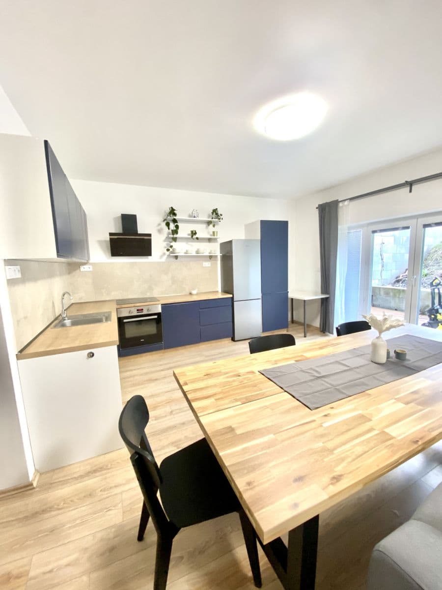 Prenájom bytu 74 m², Prosecka, Praha, Praha Prenájom bytu 74 m², Prosecka, Praha, Praha