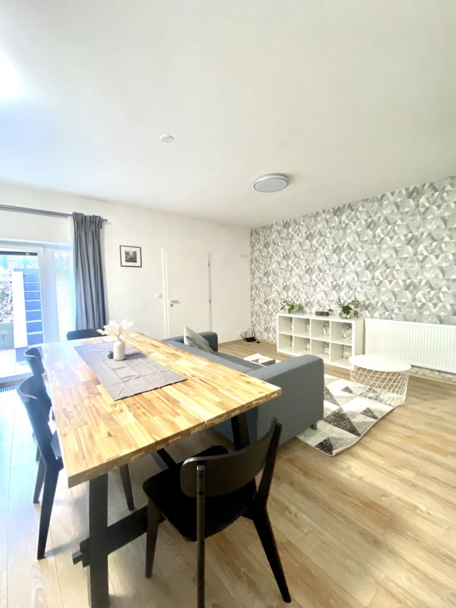 Prenájom bytu 74 m², Prosecka, Praha, Praha Prenájom bytu 74 m², Prosecka, Praha, Praha