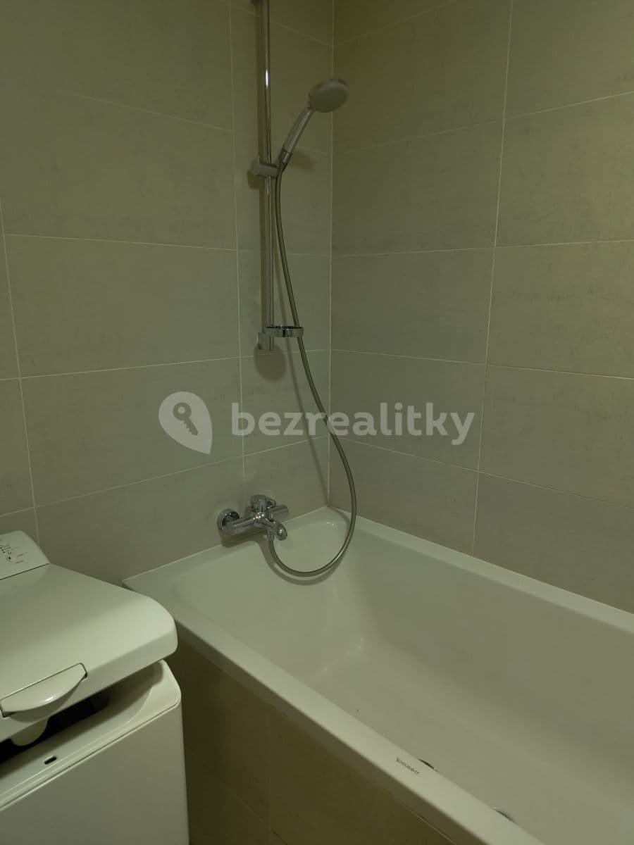 Prenájom bytu 2-izbový 62 m², Pitterova, Praha, Praha Prenájom bytu 2-izbový 62 m², Pitterova, Praha, Praha