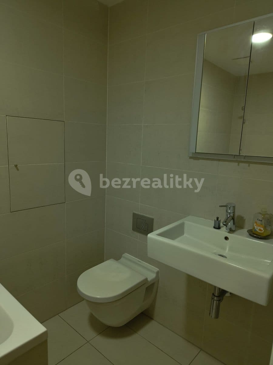 Prenájom bytu 2-izbový 62 m², Pitterova, Praha, Praha Prenájom bytu 2-izbový 62 m², Pitterova, Praha, Praha