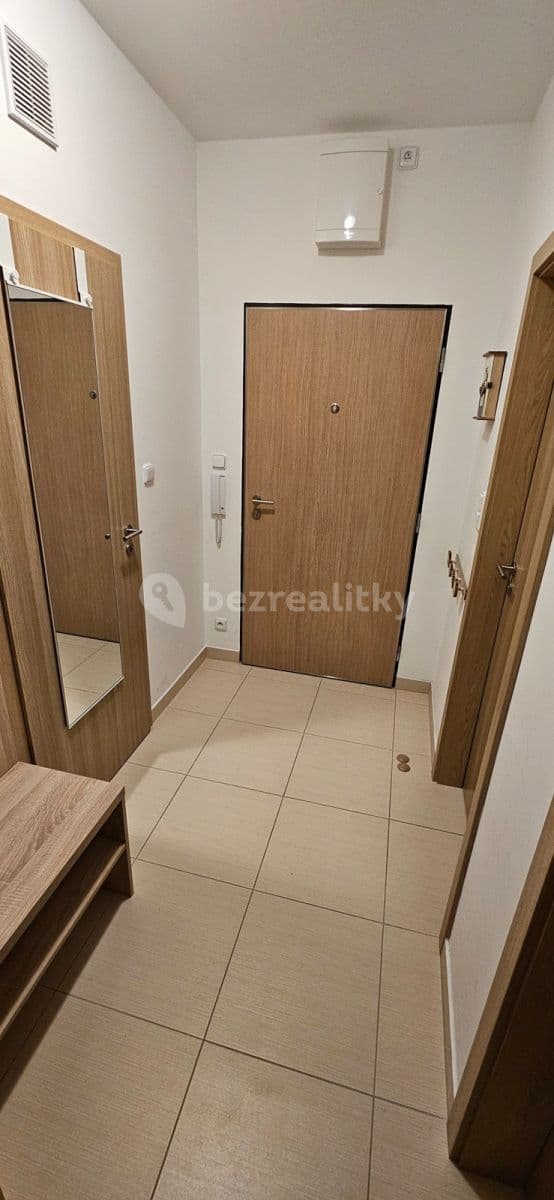 Prenájom bytu 2-izbový 56 m², Makedonská, Praha, Praha Prenájom bytu 2-izbový 56 m², Makedonská, Praha, Praha