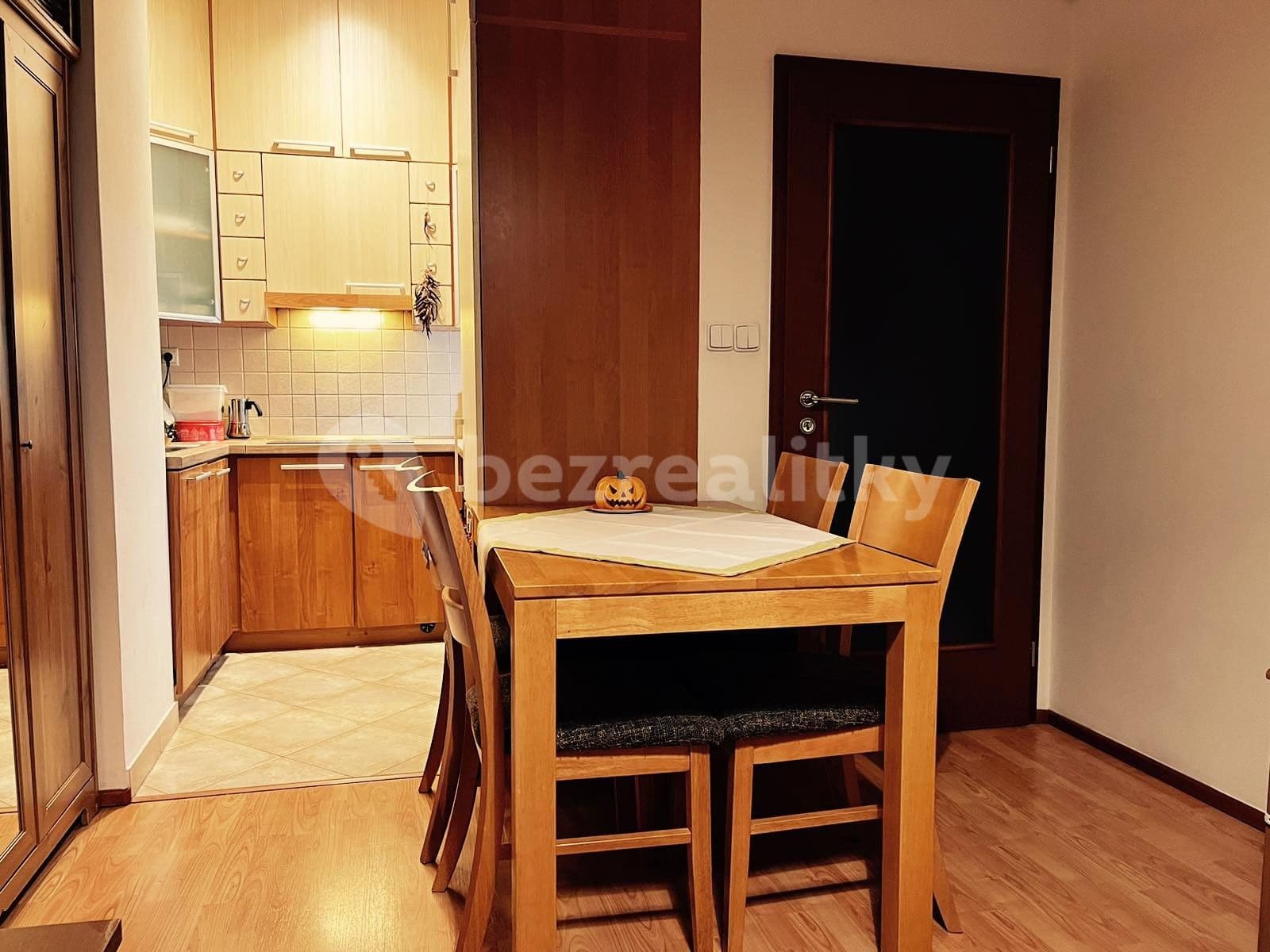 Prenájom bytu 2-izbový 41 m², Plzeňská, Praha, Praha Prenájom bytu 2-izbový 41 m², Plzeňská, Praha, Praha