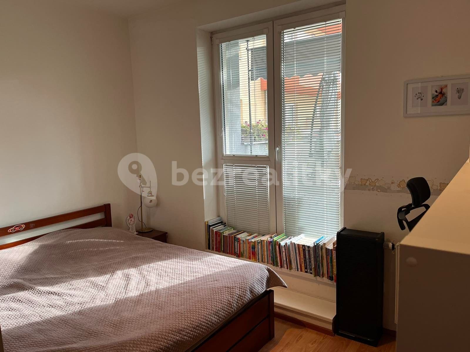 Prenájom bytu 2-izbový 41 m², Plzeňská, Praha, Praha Prenájom bytu 2-izbový 41 m², Plzeňská, Praha, Praha
