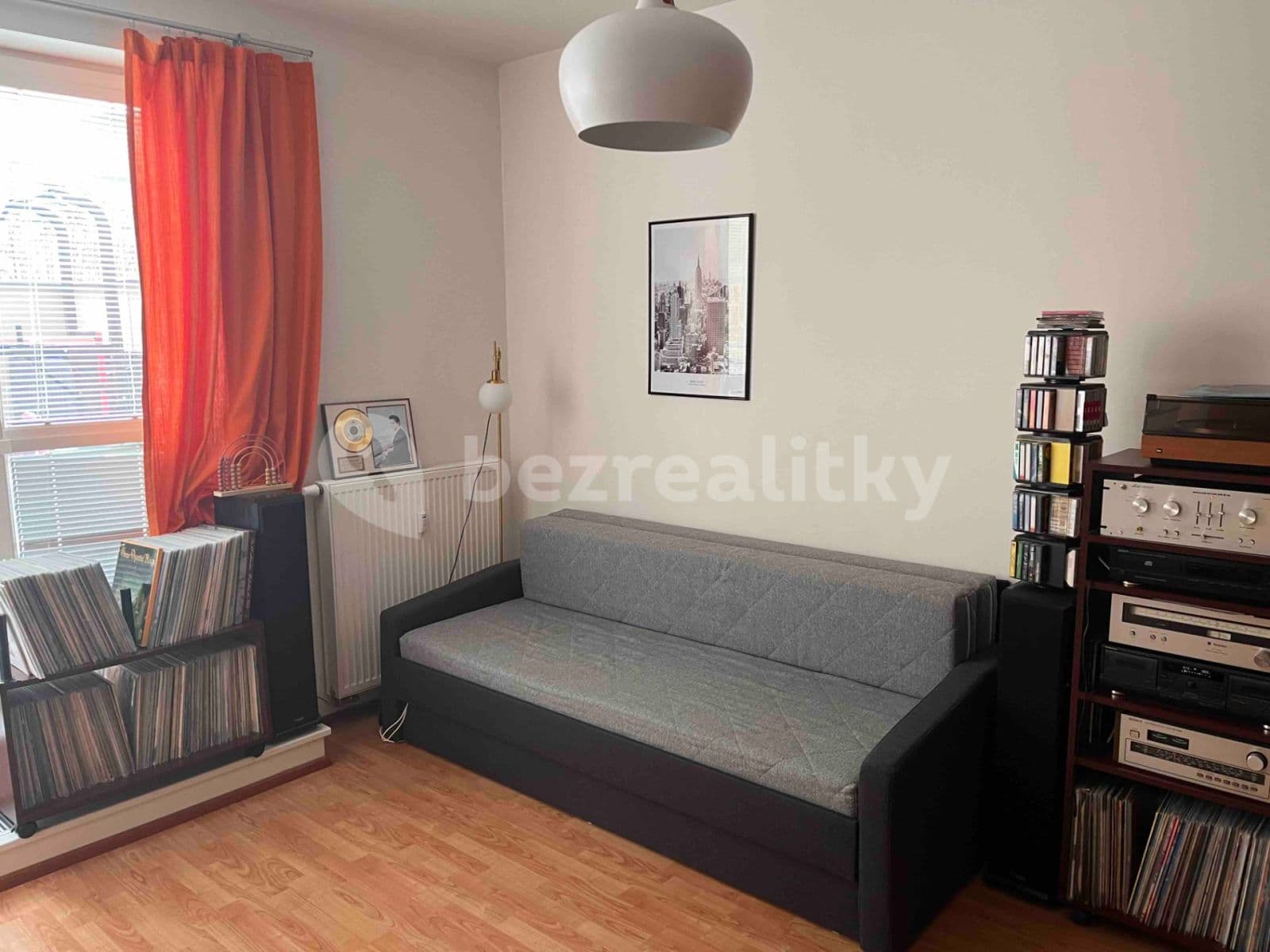 Prenájom bytu 2-izbový 41 m², Plzeňská, Praha, Praha Prenájom bytu 2-izbový 41 m², Plzeňská, Praha, Praha