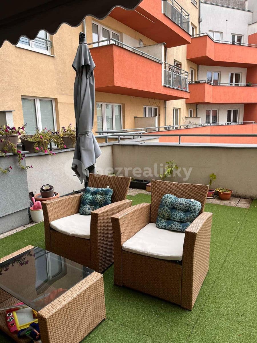 Prenájom bytu 2-izbový 41 m², Plzeňská, Praha, Praha Prenájom bytu 2-izbový 41 m², Plzeňská, Praha, Praha