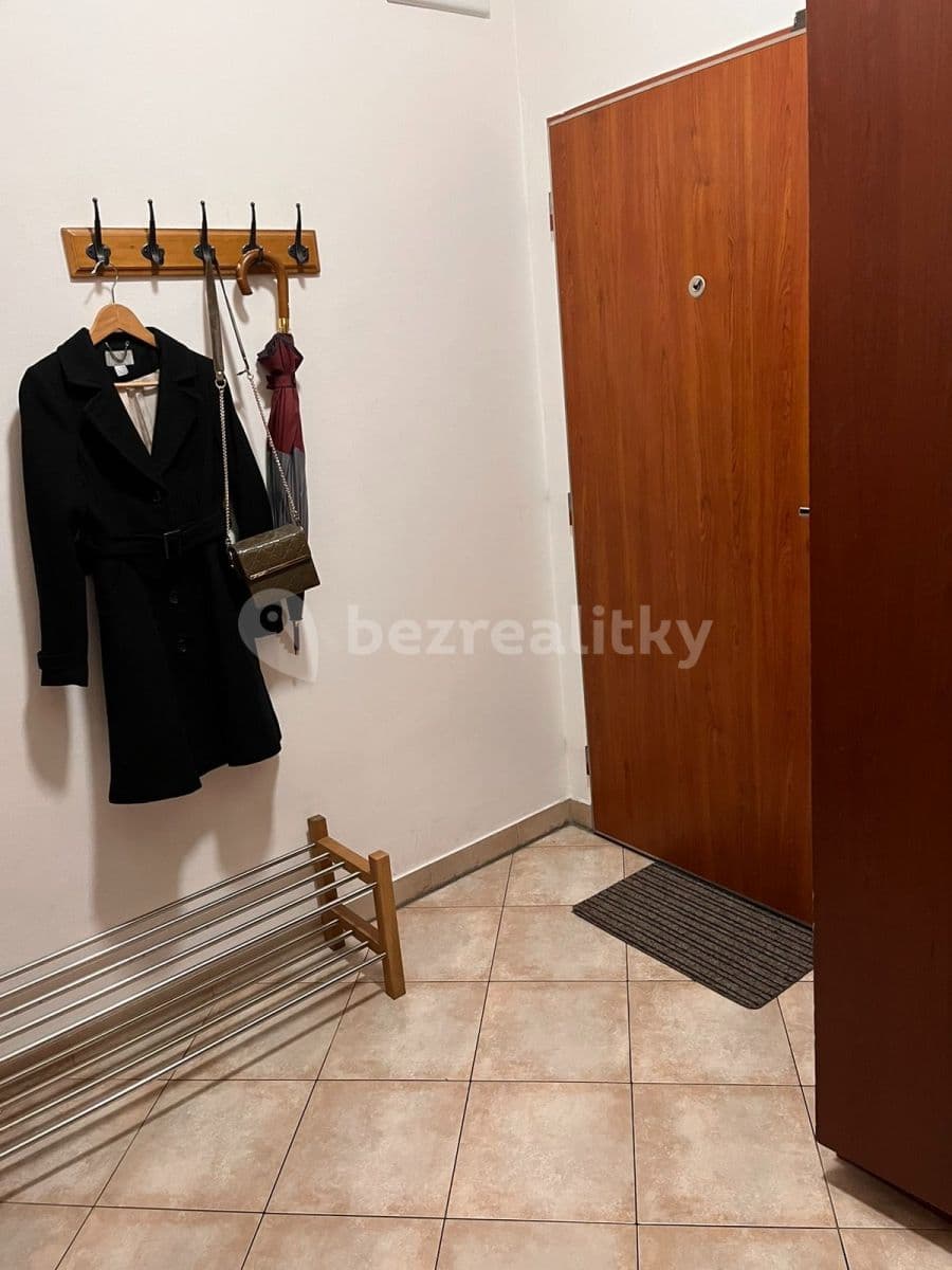Prenájom bytu 2-izbový 41 m², Plzeňská, Praha, Praha Prenájom bytu 2-izbový 41 m², Plzeňská, Praha, Praha