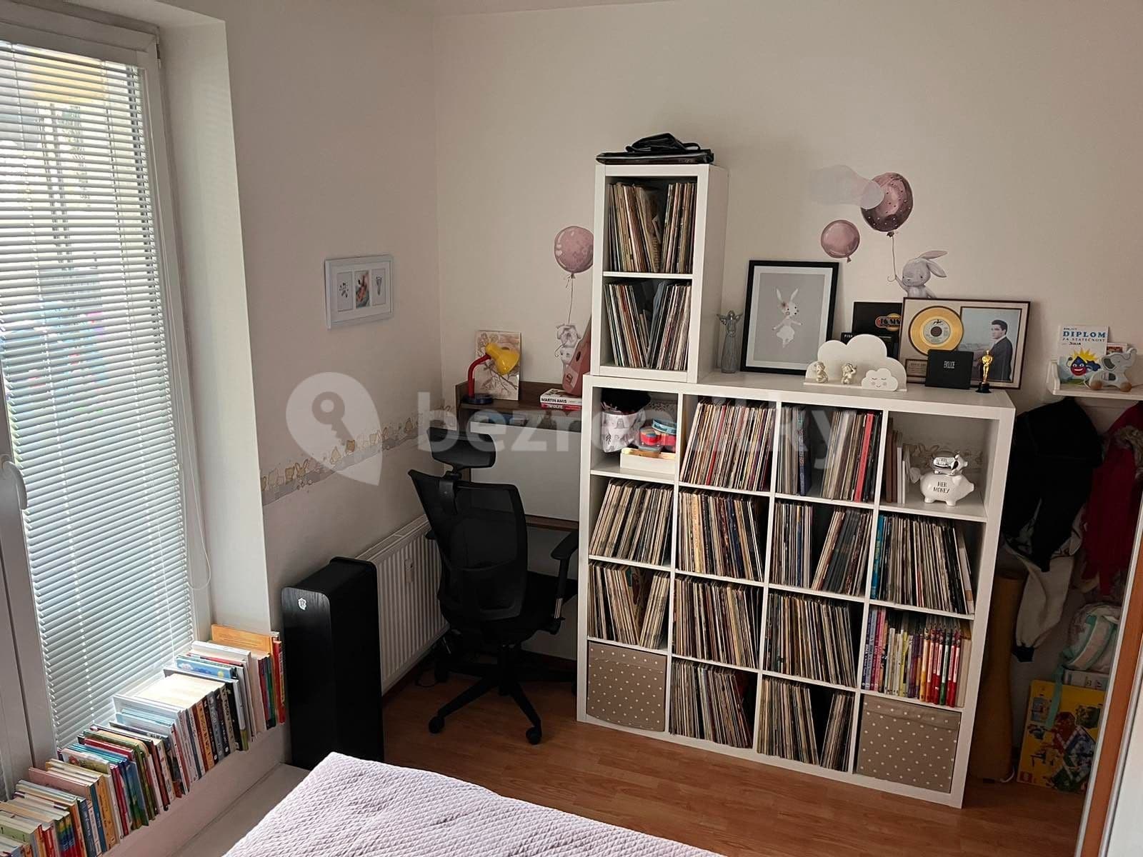Prenájom bytu 2-izbový 41 m², Plzeňská, Praha, Praha Prenájom bytu 2-izbový 41 m², Plzeňská, Praha, Praha