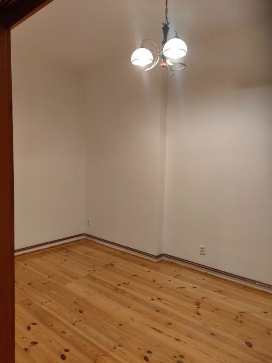 Prenájom bytu 1-izbový 40 m², Hartigova, Praha, Praha Prenájom bytu 1-izbový 40 m², Hartigova, Praha, Praha