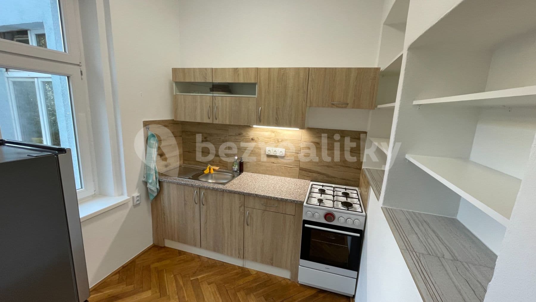 Prenájom bytu 2-izbový 63 m², Mlékárenská, Praha, Praha Prenájom bytu 2-izbový 63 m², Mlékárenská, Praha, Praha