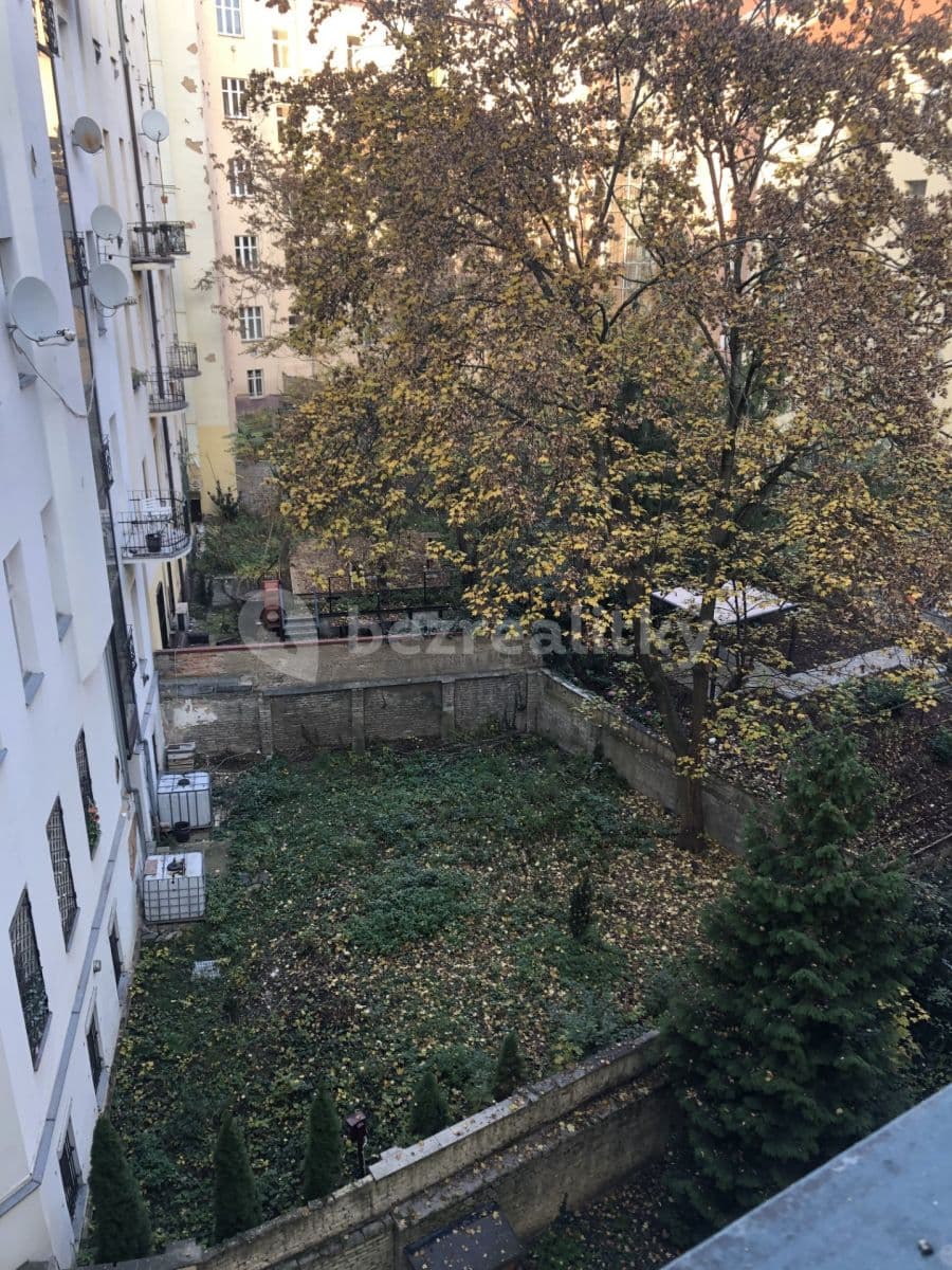 Prenájom bytu 2-izbový 38 m², Žitomírská, Praha, Praha Prenájom bytu 2-izbový 38 m², Žitomírská, Praha, Praha