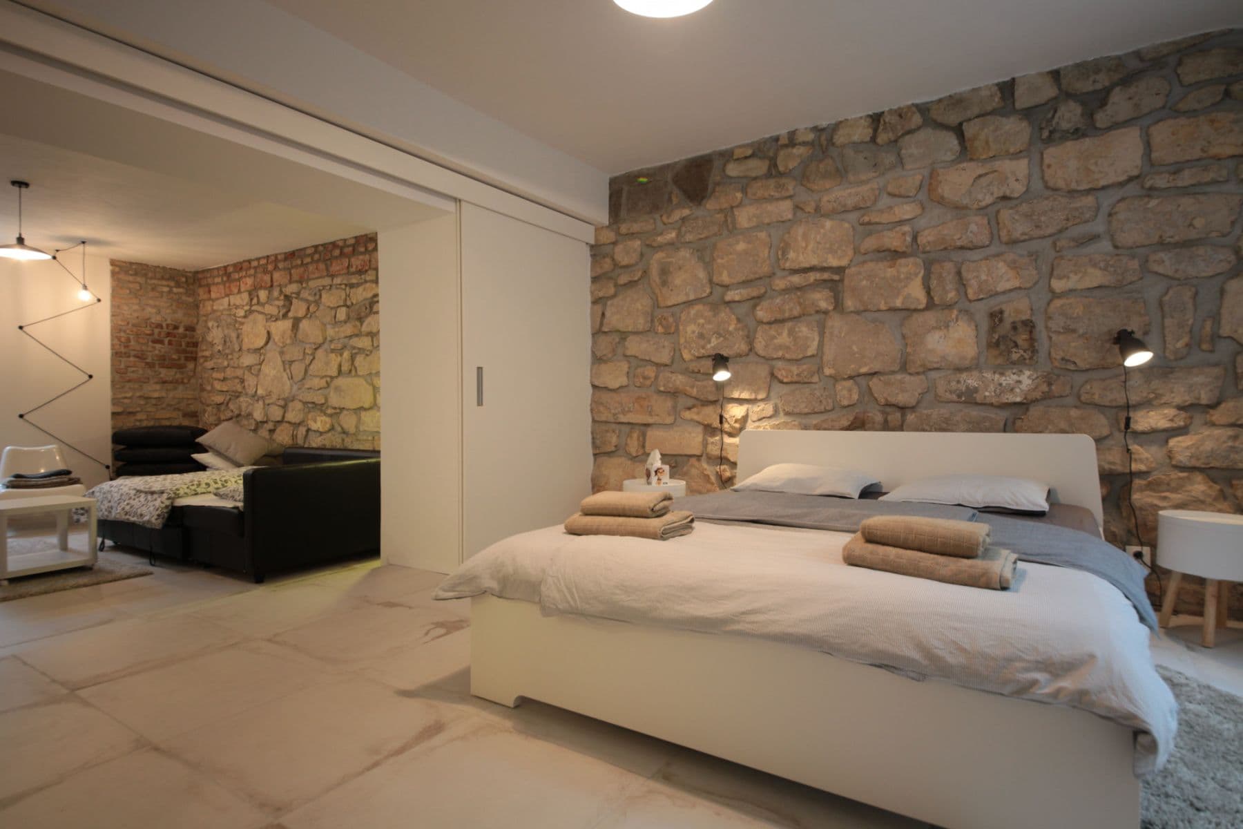 Prenájom bytu 82 m², Kosatcová, Praha, Praha Prenájom bytu 82 m², Kosatcová, Praha, Praha