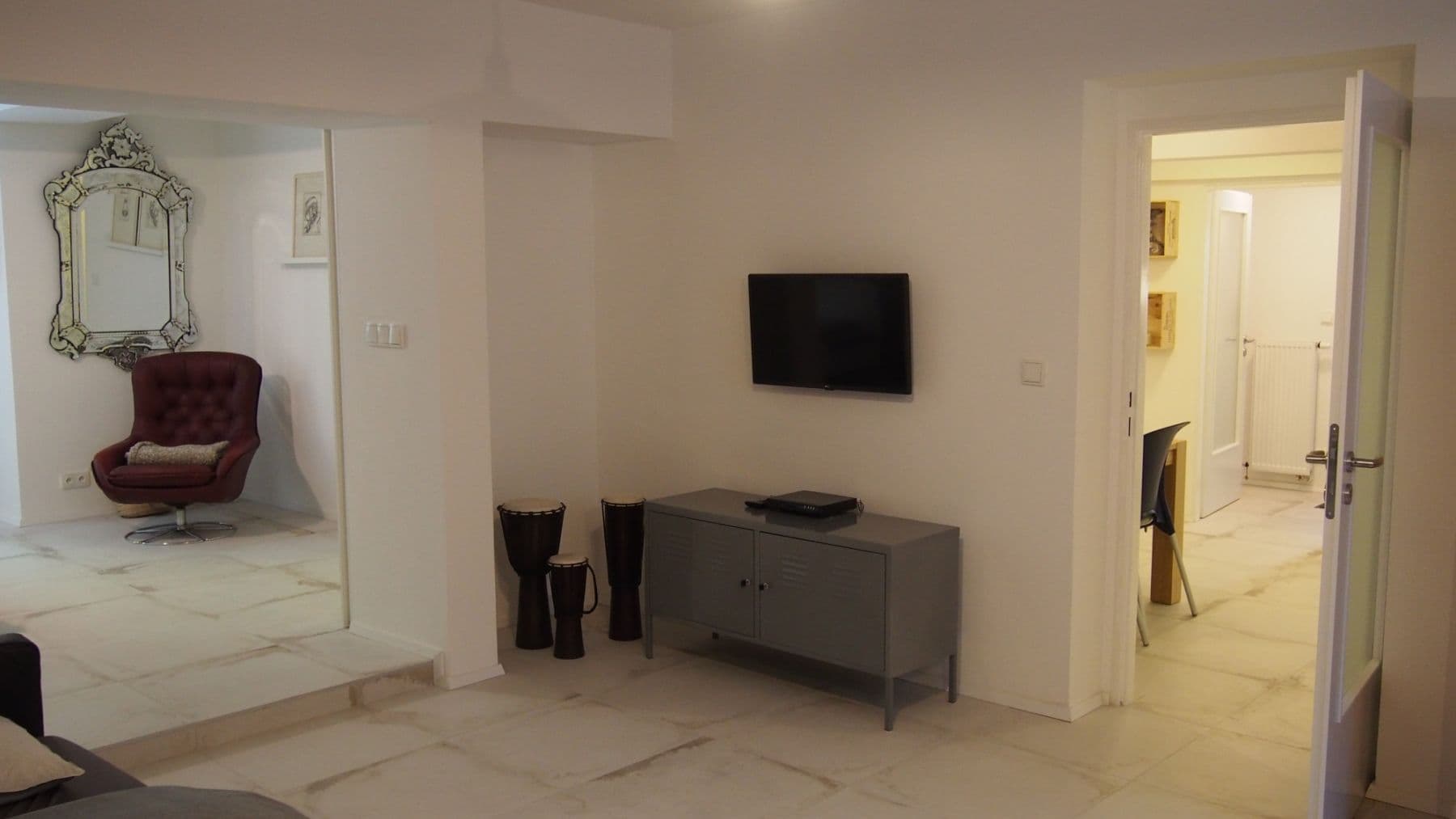 Prenájom bytu 82 m², Kosatcová, Praha, Praha Prenájom bytu 82 m², Kosatcová, Praha, Praha