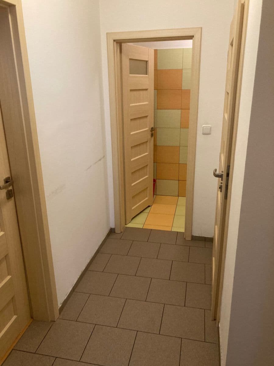 Prenájom bytu 2-izbový 70 m², Bílkova, Poděbrady, Středočeský kraj Prenájom bytu 2-izbový 70 m², Bílkova, Poděbrady, Středočeský kraj