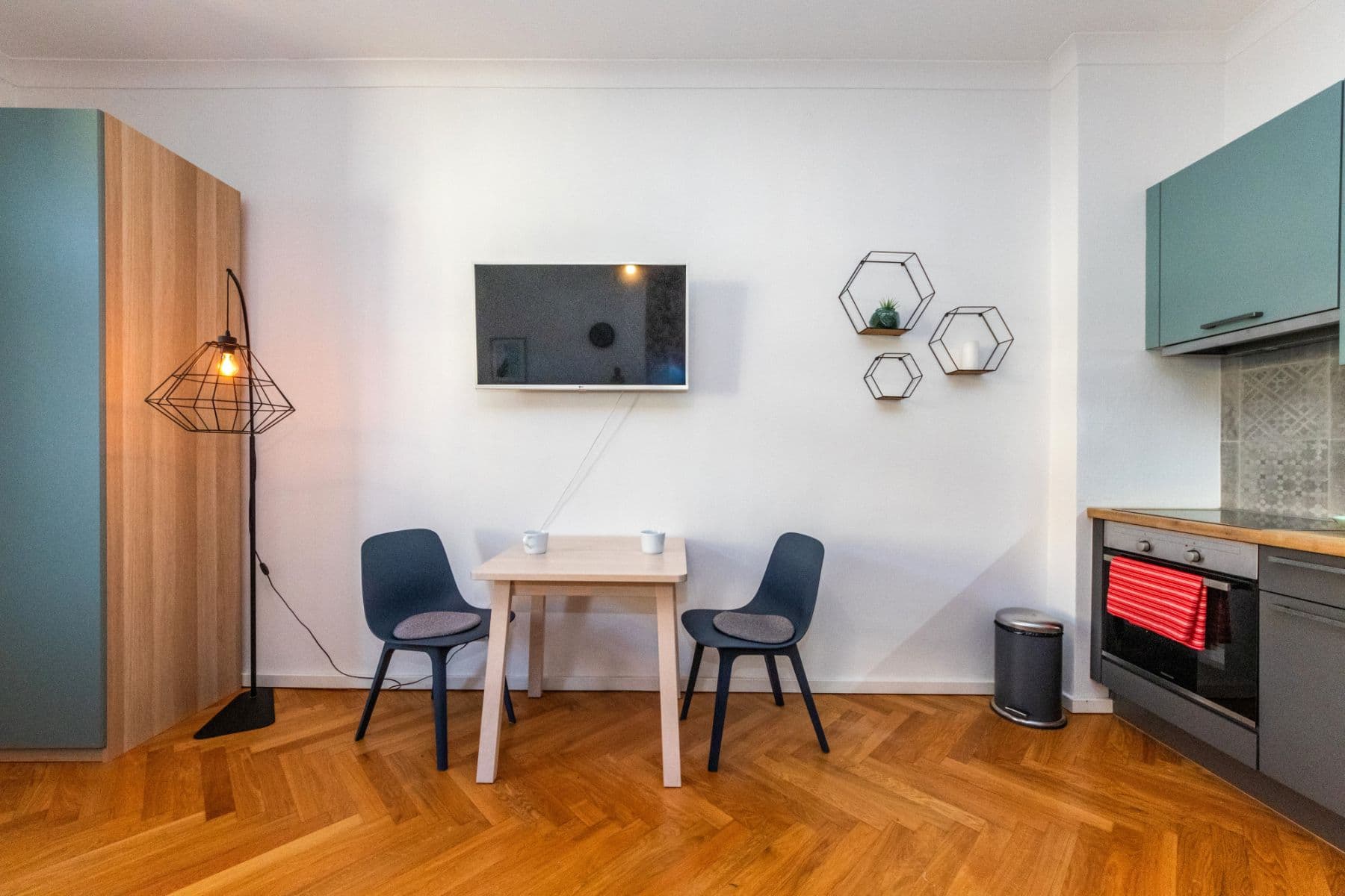 Prenájom bytu 36 m², Slavíkova, Praha, Praha Prenájom bytu 36 m², Slavíkova, Praha, Praha
