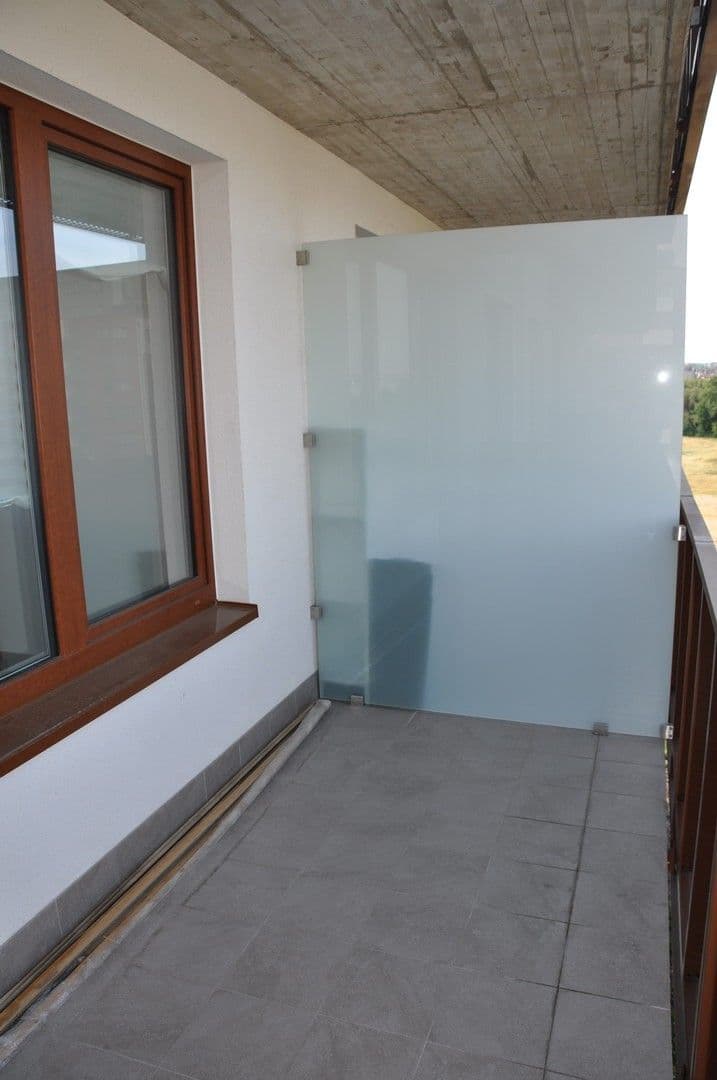 Prenájom bytu 2-izbový 62 m², Kardausova, Praha, Praha Prenájom bytu 2-izbový 62 m², Kardausova, Praha, Praha