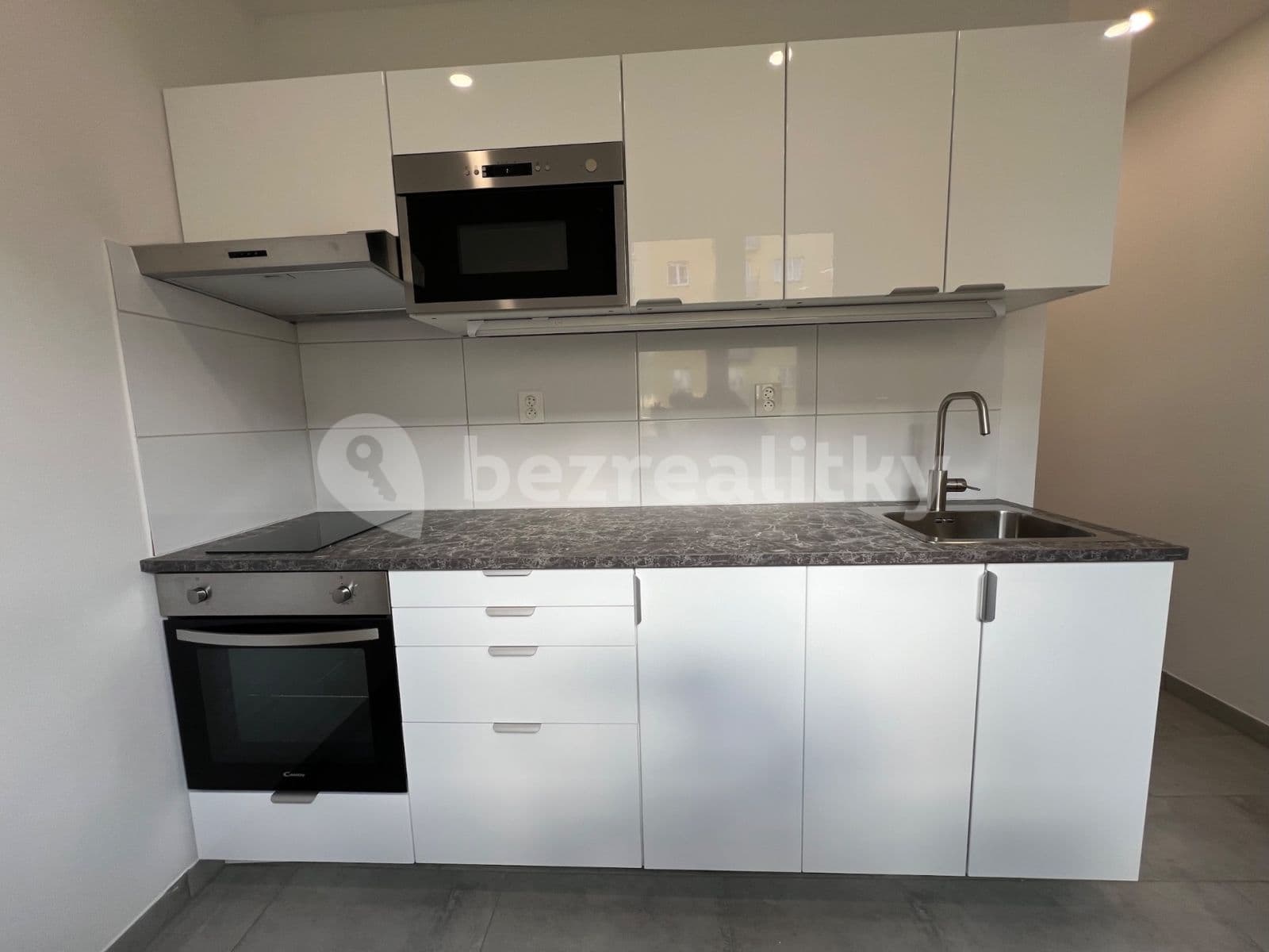 Prenájom bytu 2-izbový 49 m², Struhlovsko, Hranice, Olomoucký kraj Prenájom bytu 2-izbový 49 m², Struhlovsko, Hranice, Olomoucký kraj